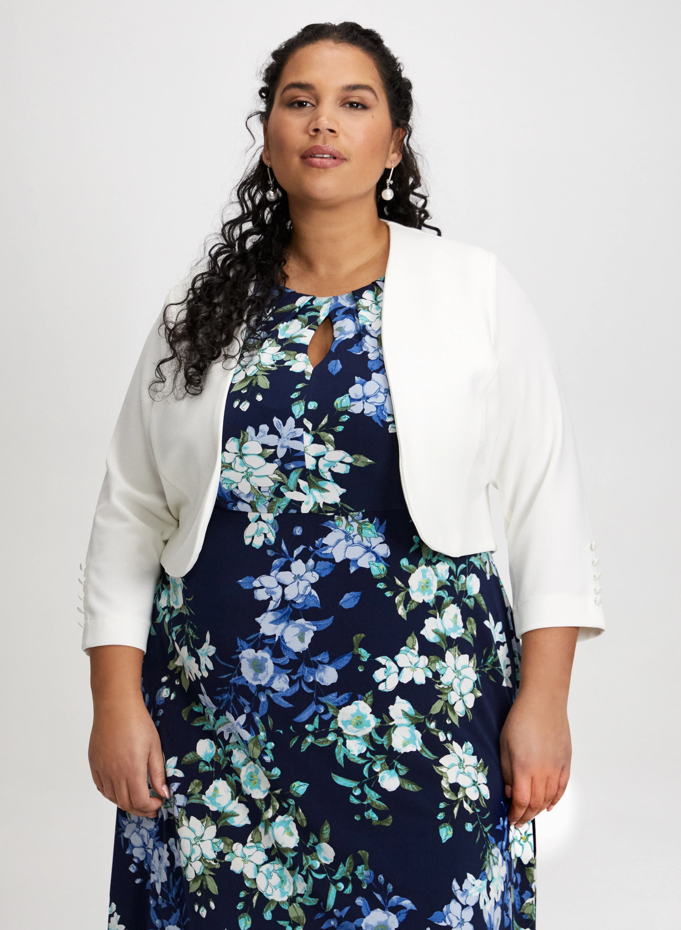 3/4 Button Sleeve Bolero