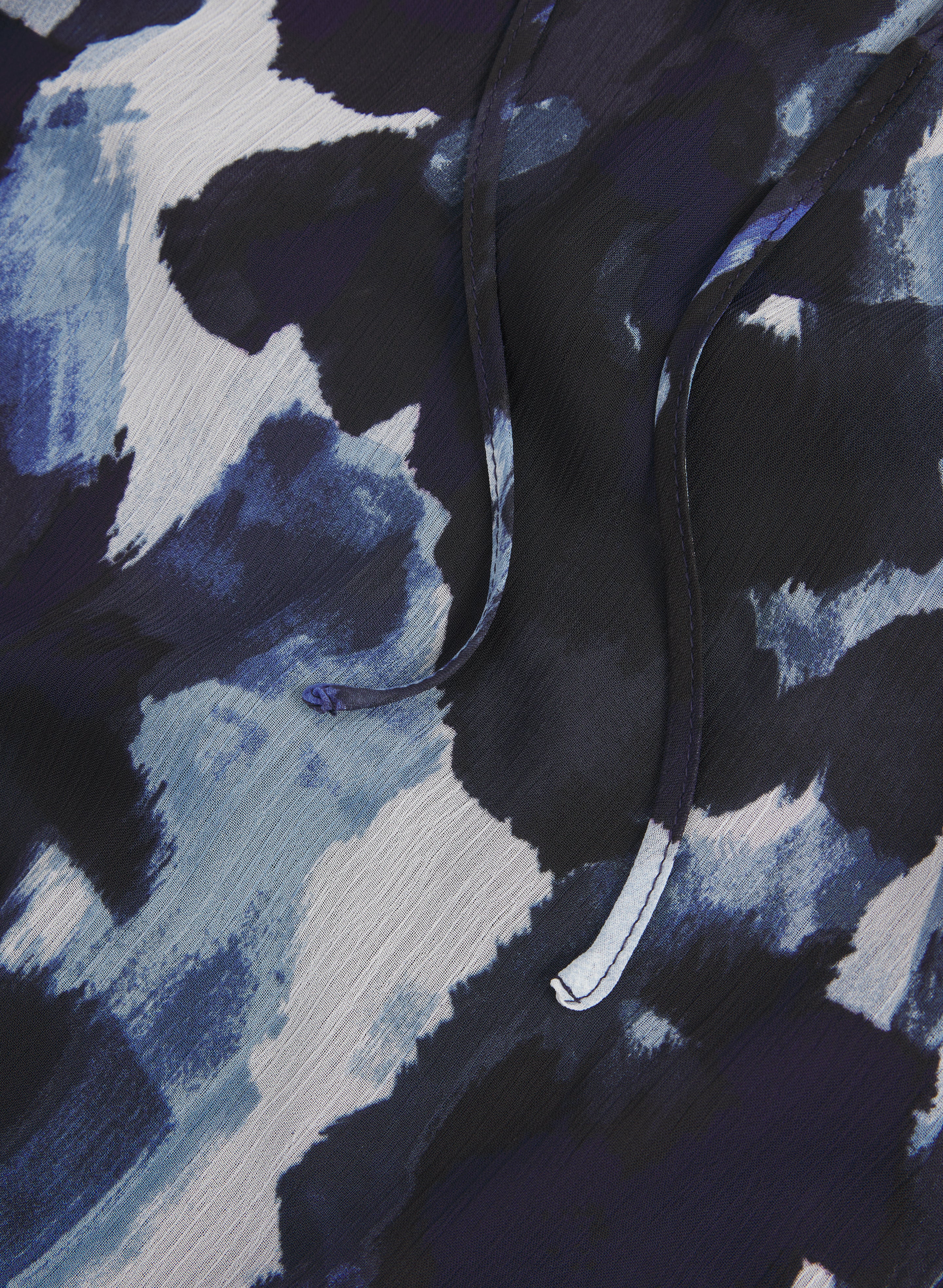 Abstract Wave Print Blouse - Image 7