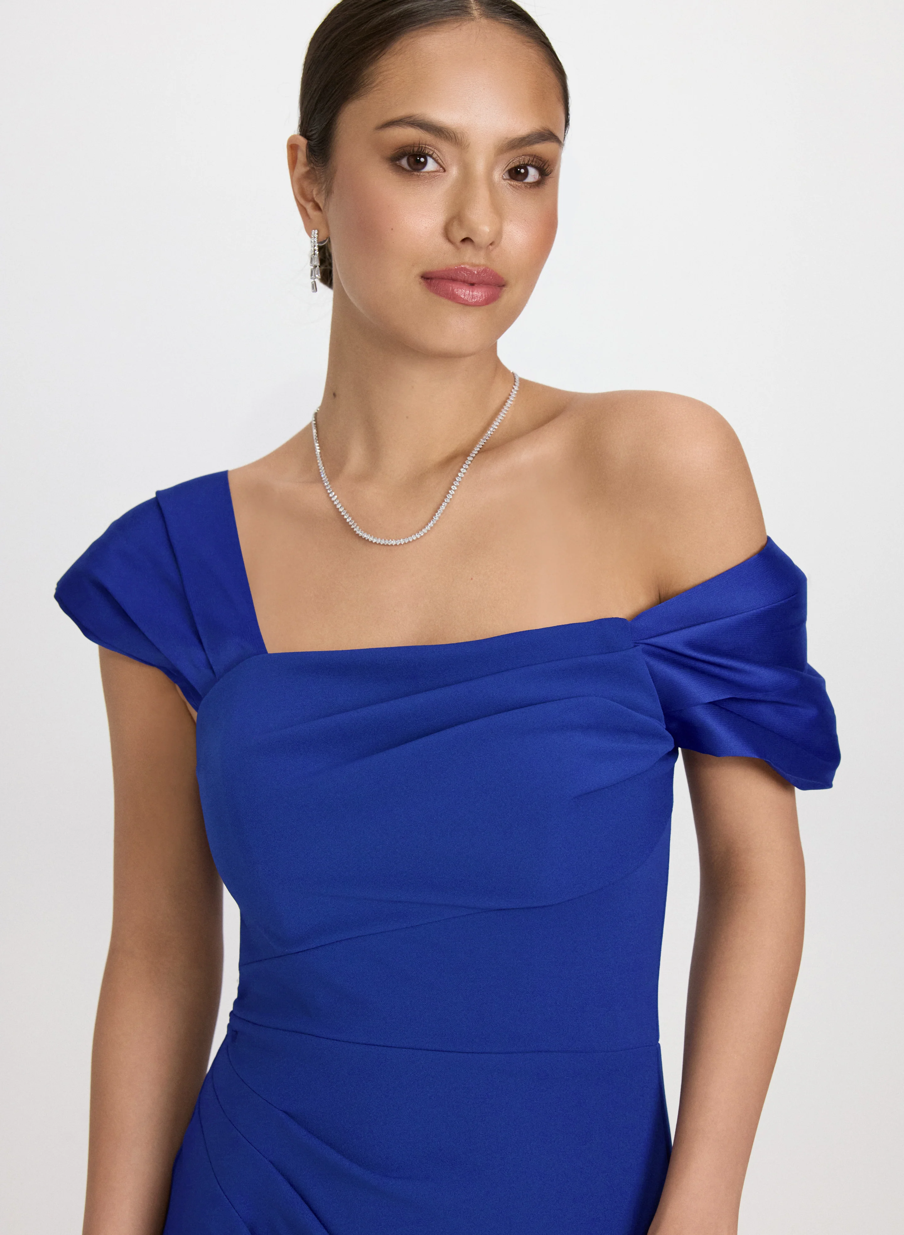 Asymmetric Off-Shoulder Dress - Image 5
