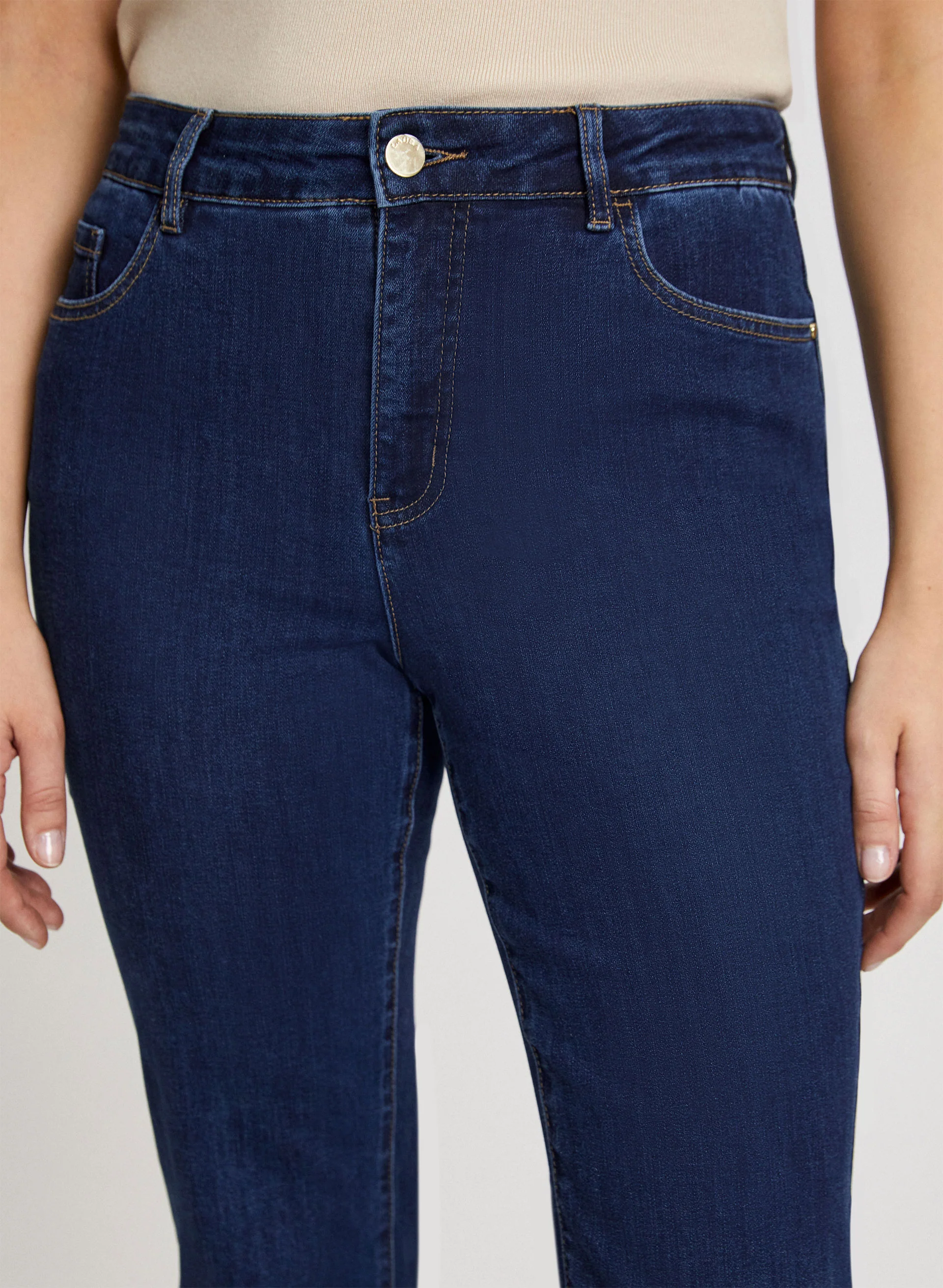 Bootcut Jeans - Image 4