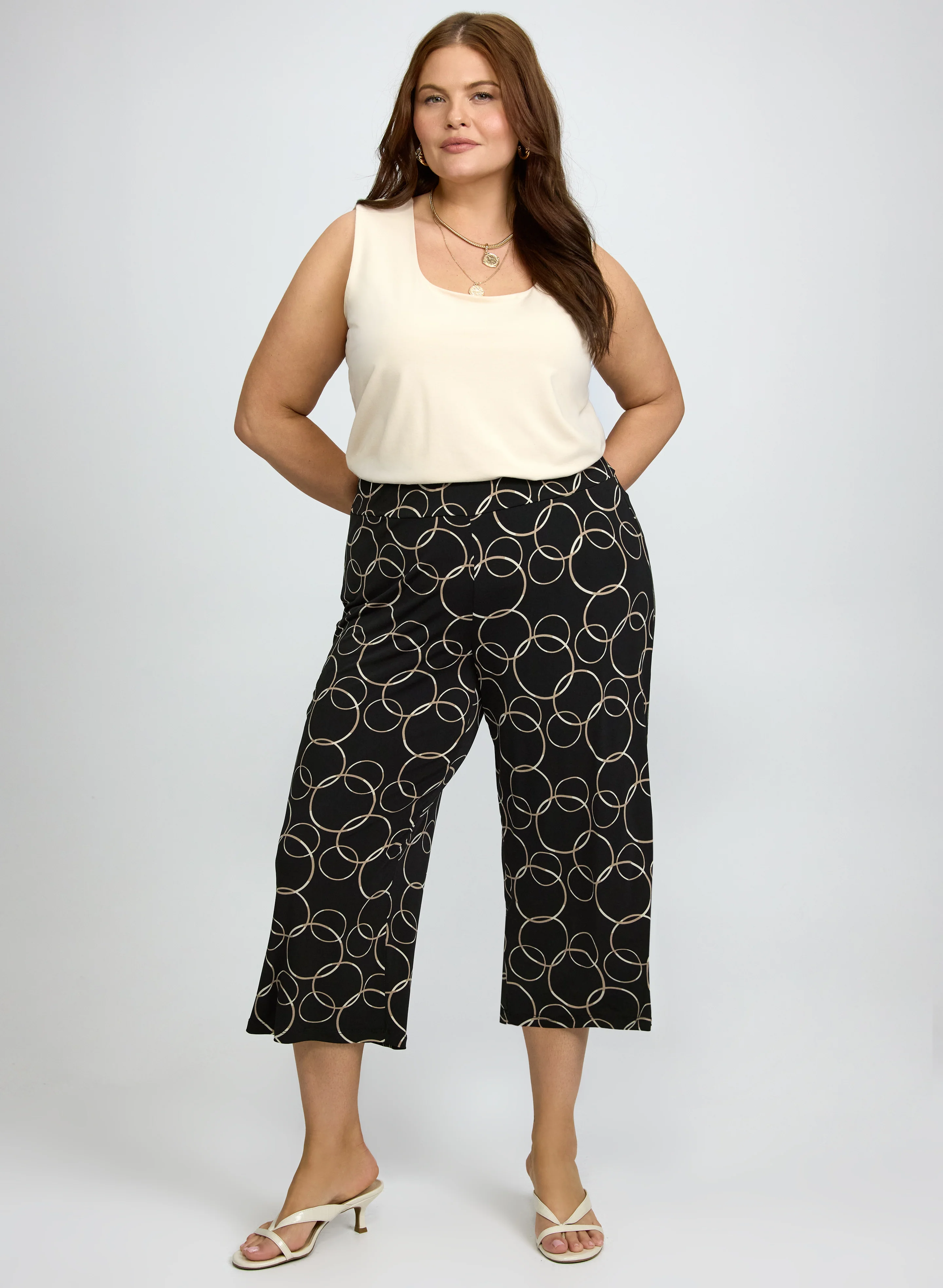 Circle Print Capris - Image 3