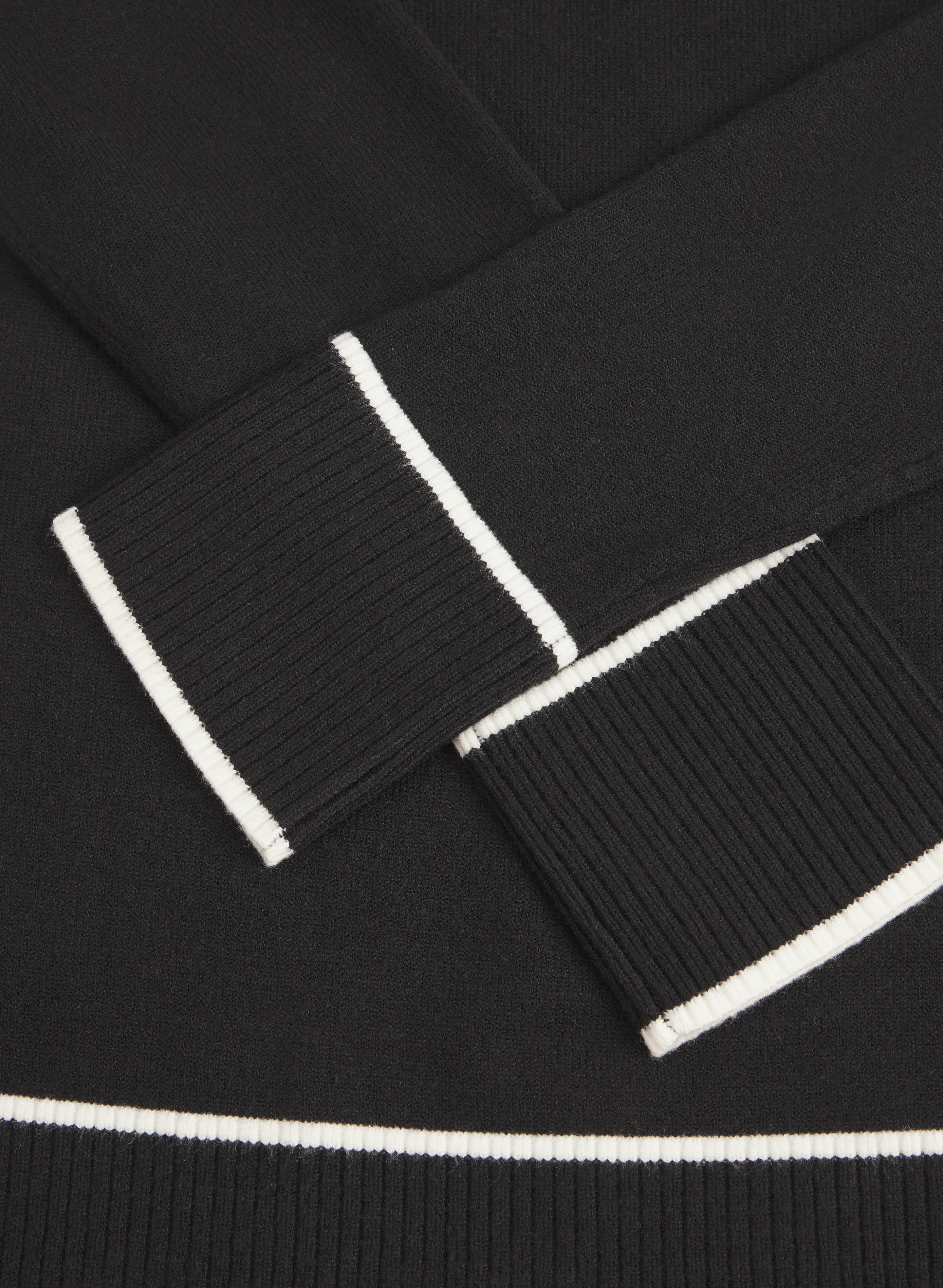 Contrast Cowl Neck Sweater - Image 7