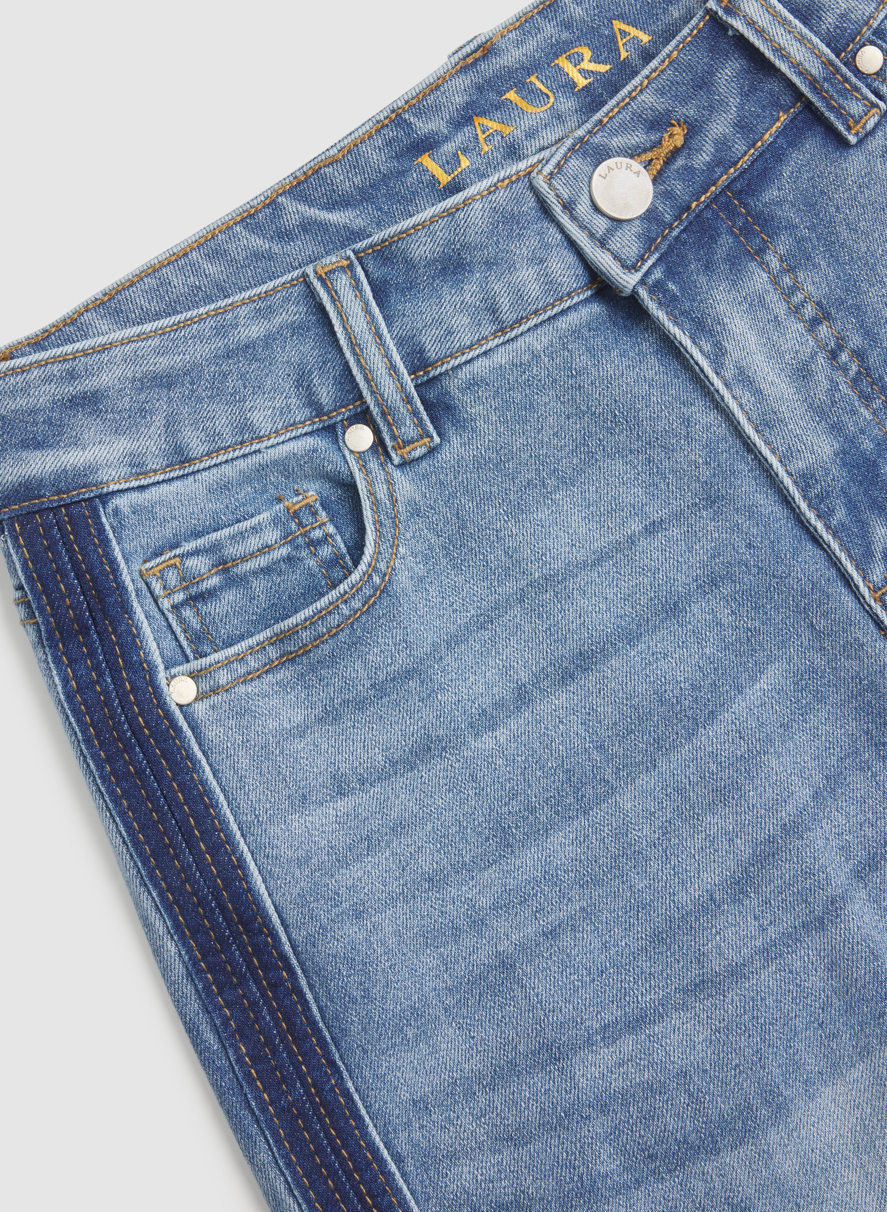 Contrast Denim Capris - Image 7