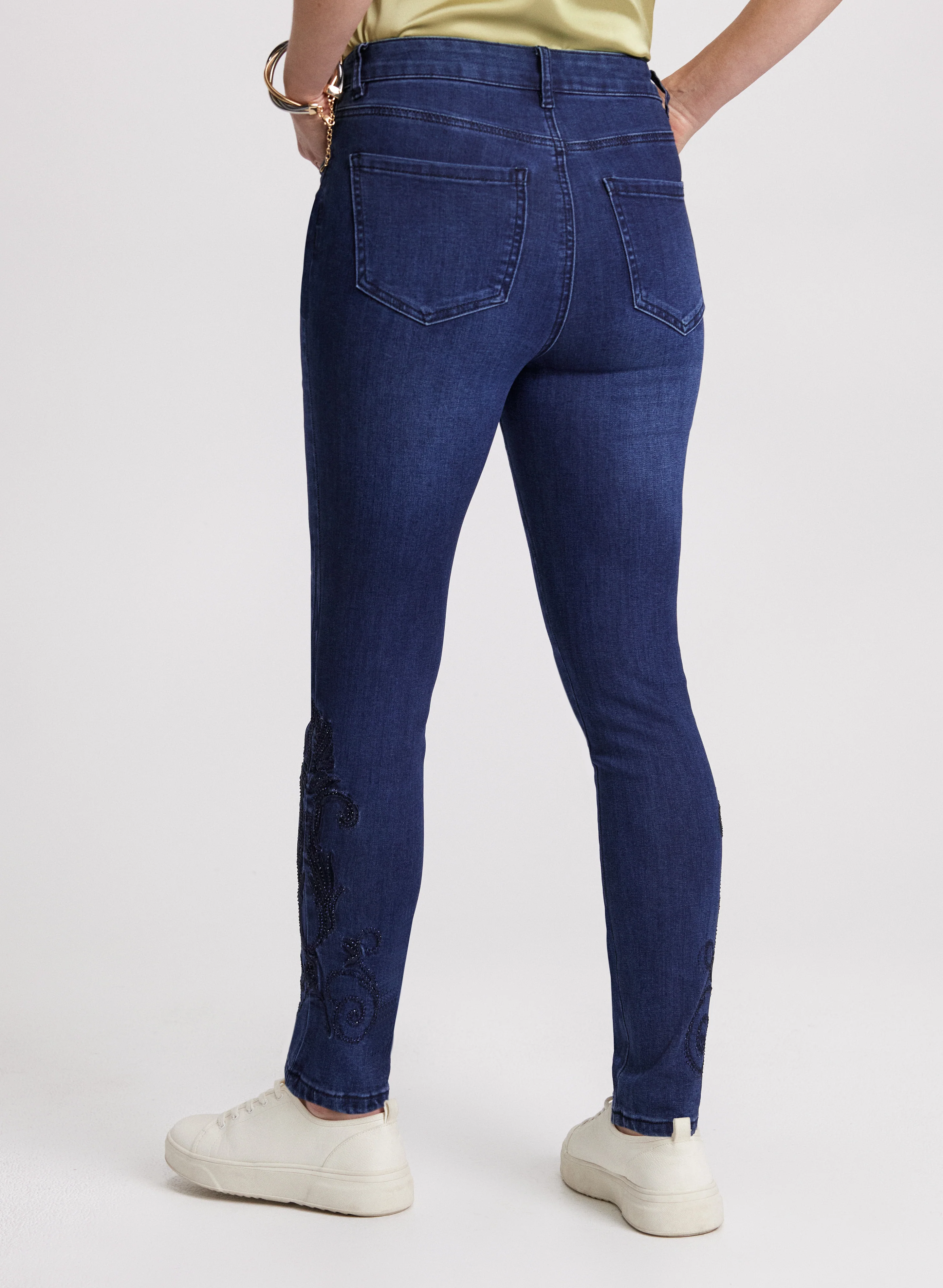 Embroidered Hem Slim Leg Jeans - Image 5