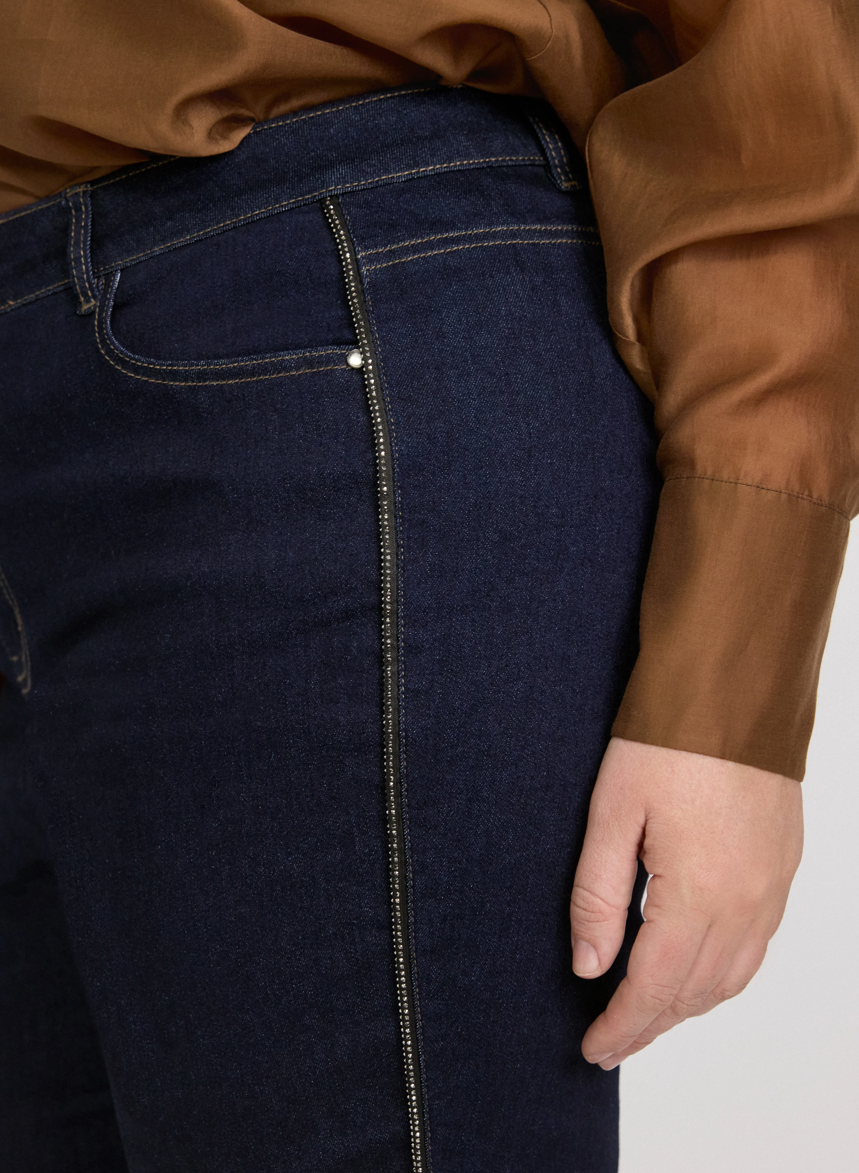 Flare-Leg Jeans - Image 4
