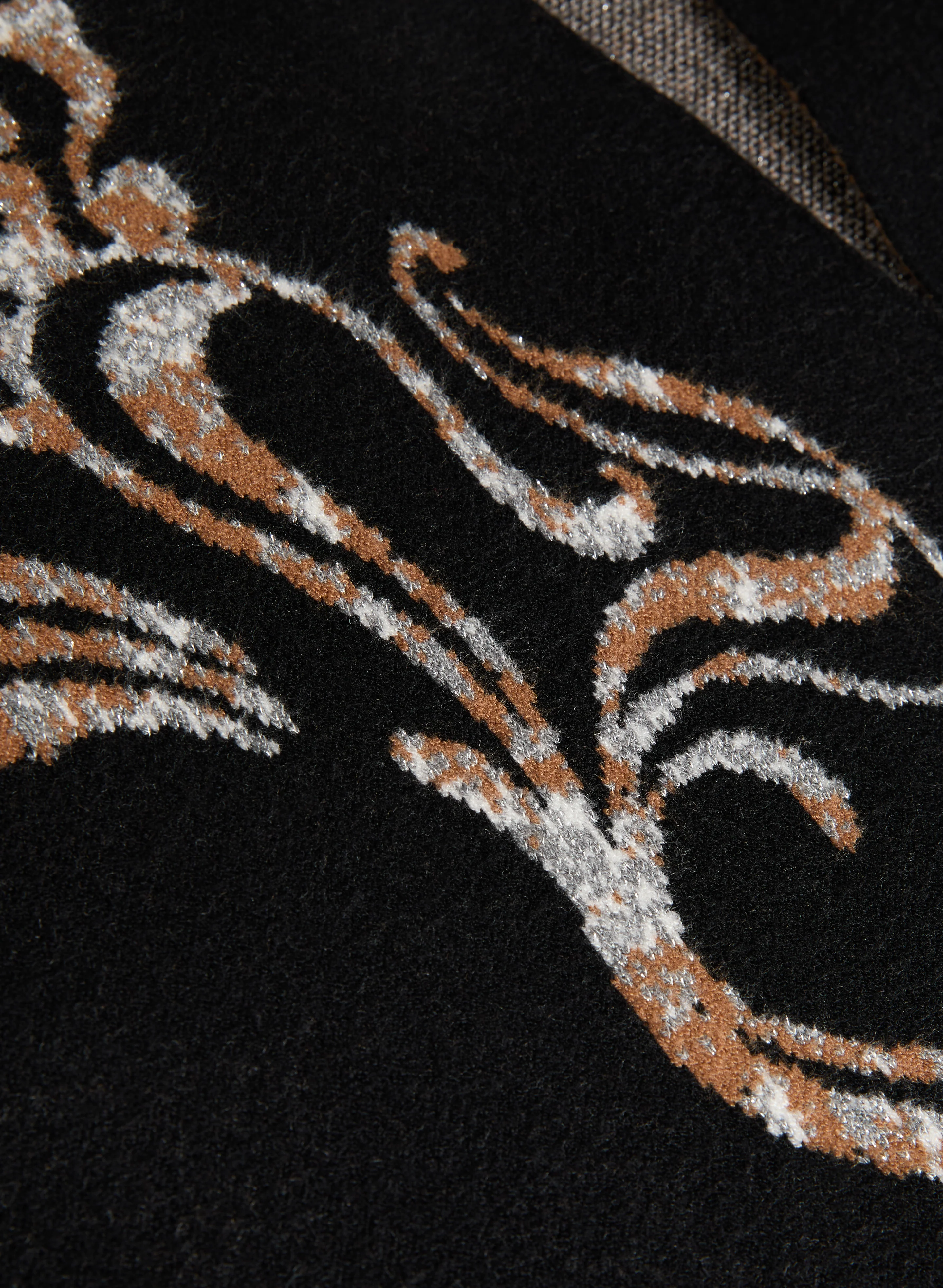 Floral Embroidered Cardigan - Image 7
