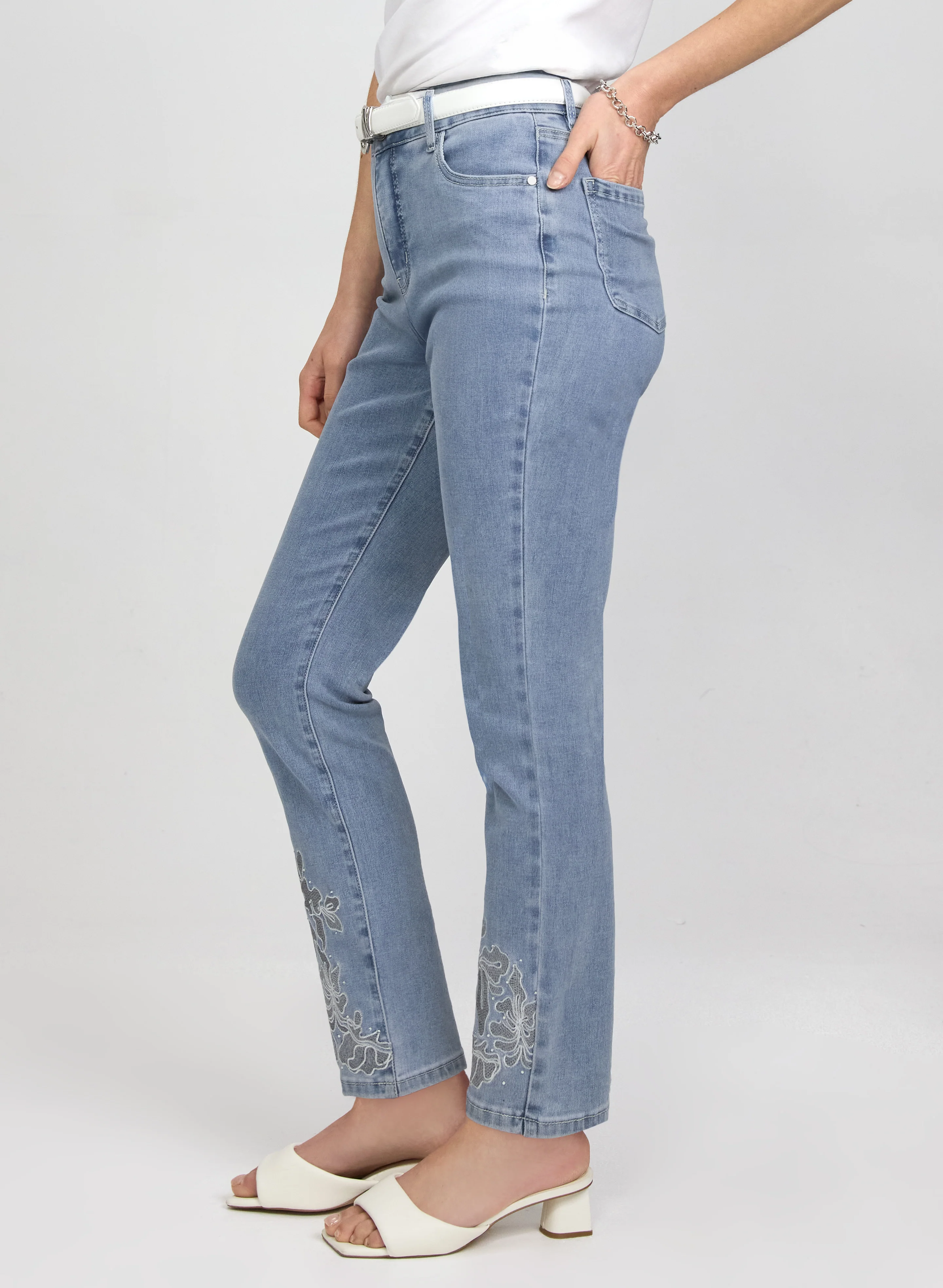 Floral Embroidered Jeans - Image 5