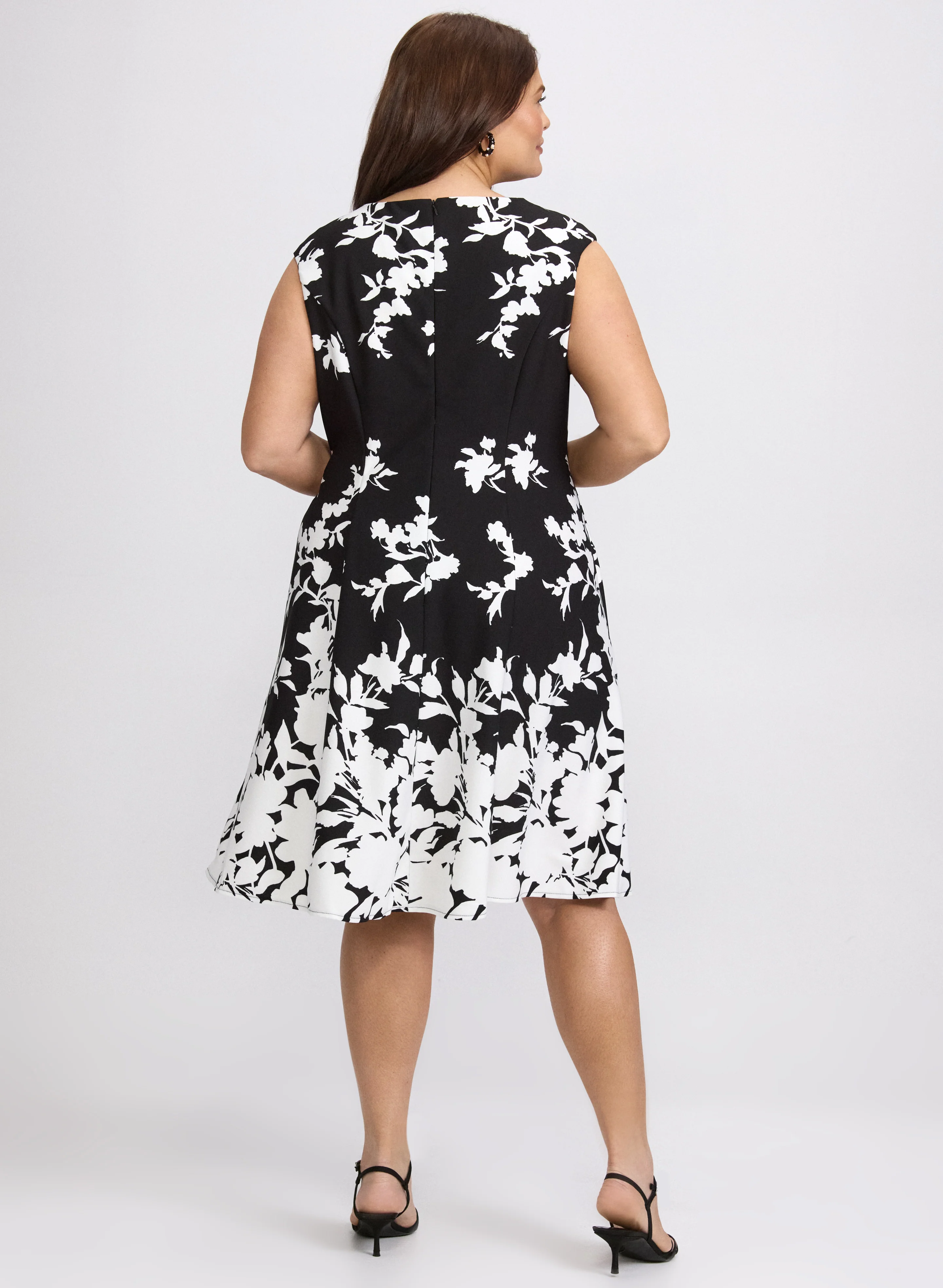Floral Fit & Flare Dress - Image 4