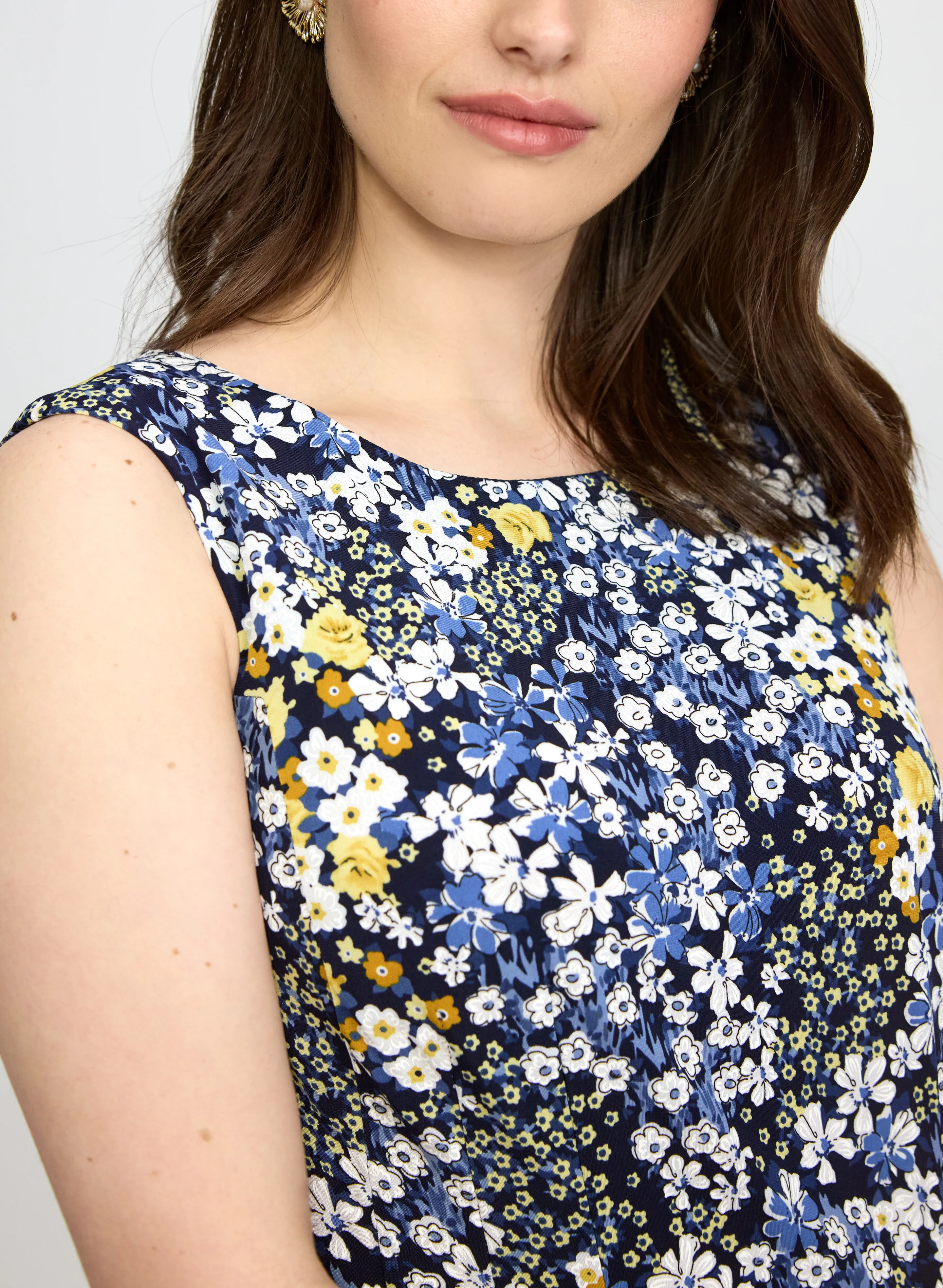 Floral Print Sleeveless Dress - Image 5