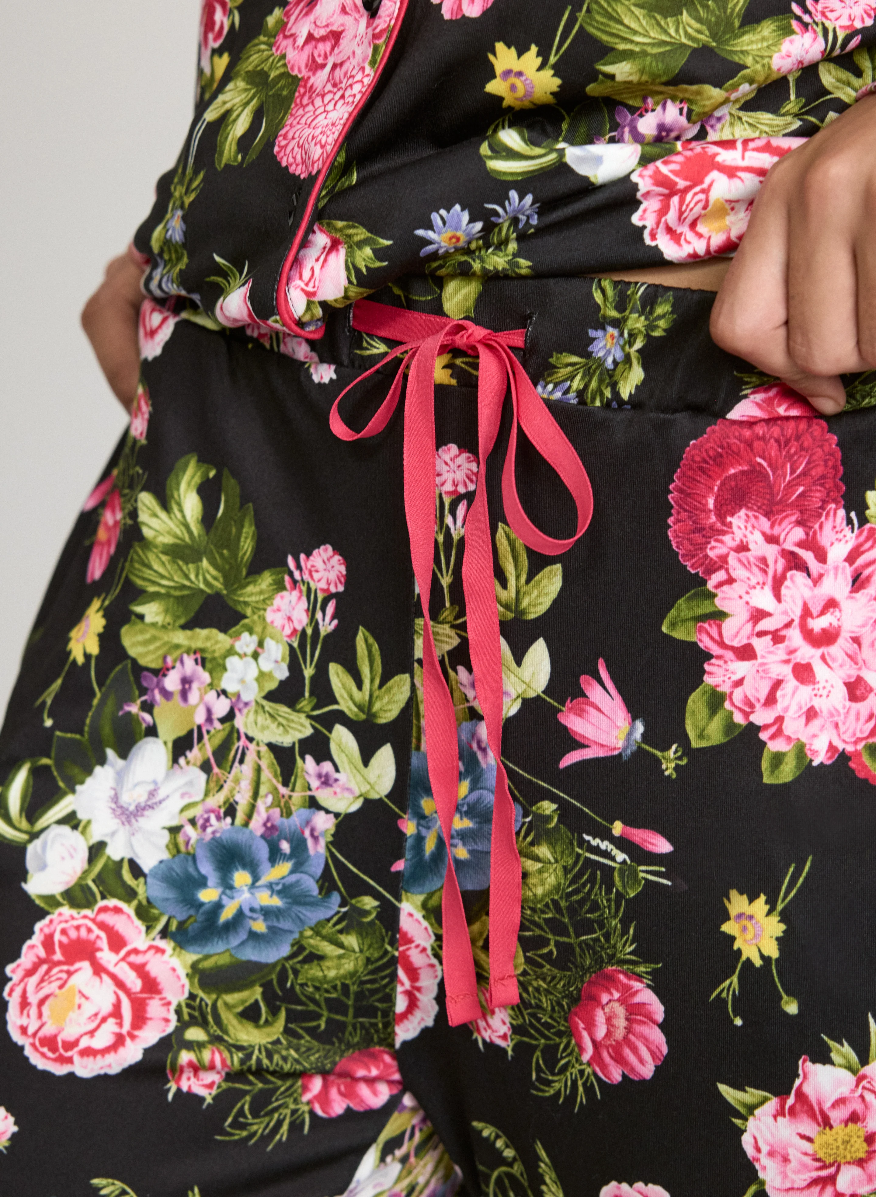 Floral Pyjama Set - Image 5