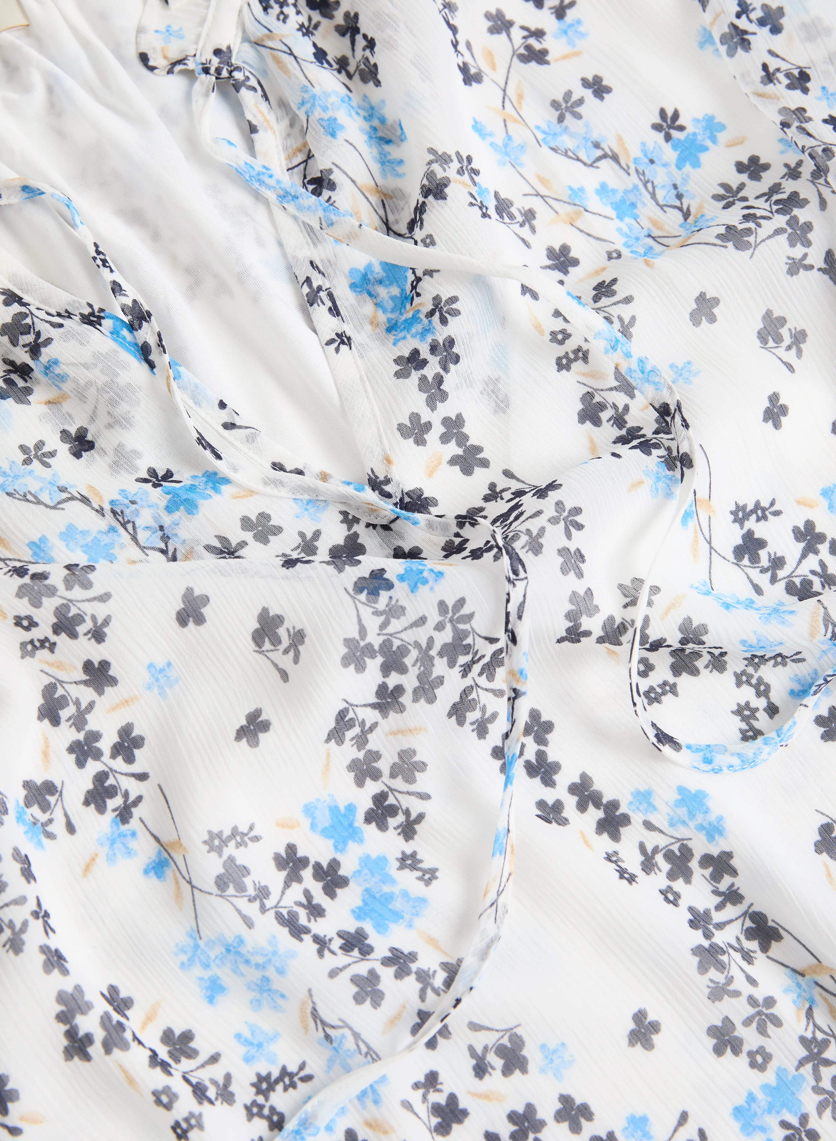 Floral Ruffle Neck Blouse - Image 7