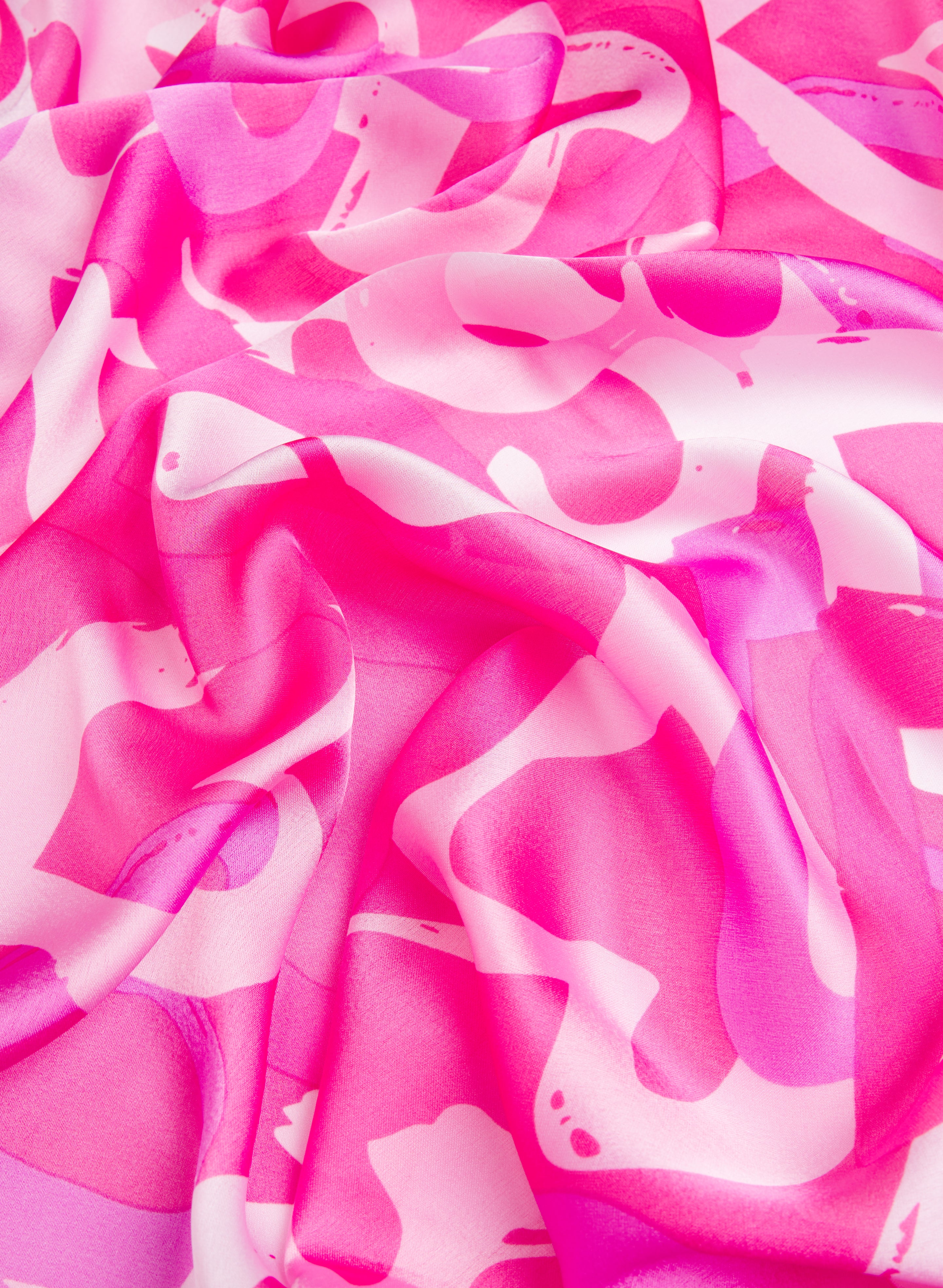 Heart Print Scarf - Image 2