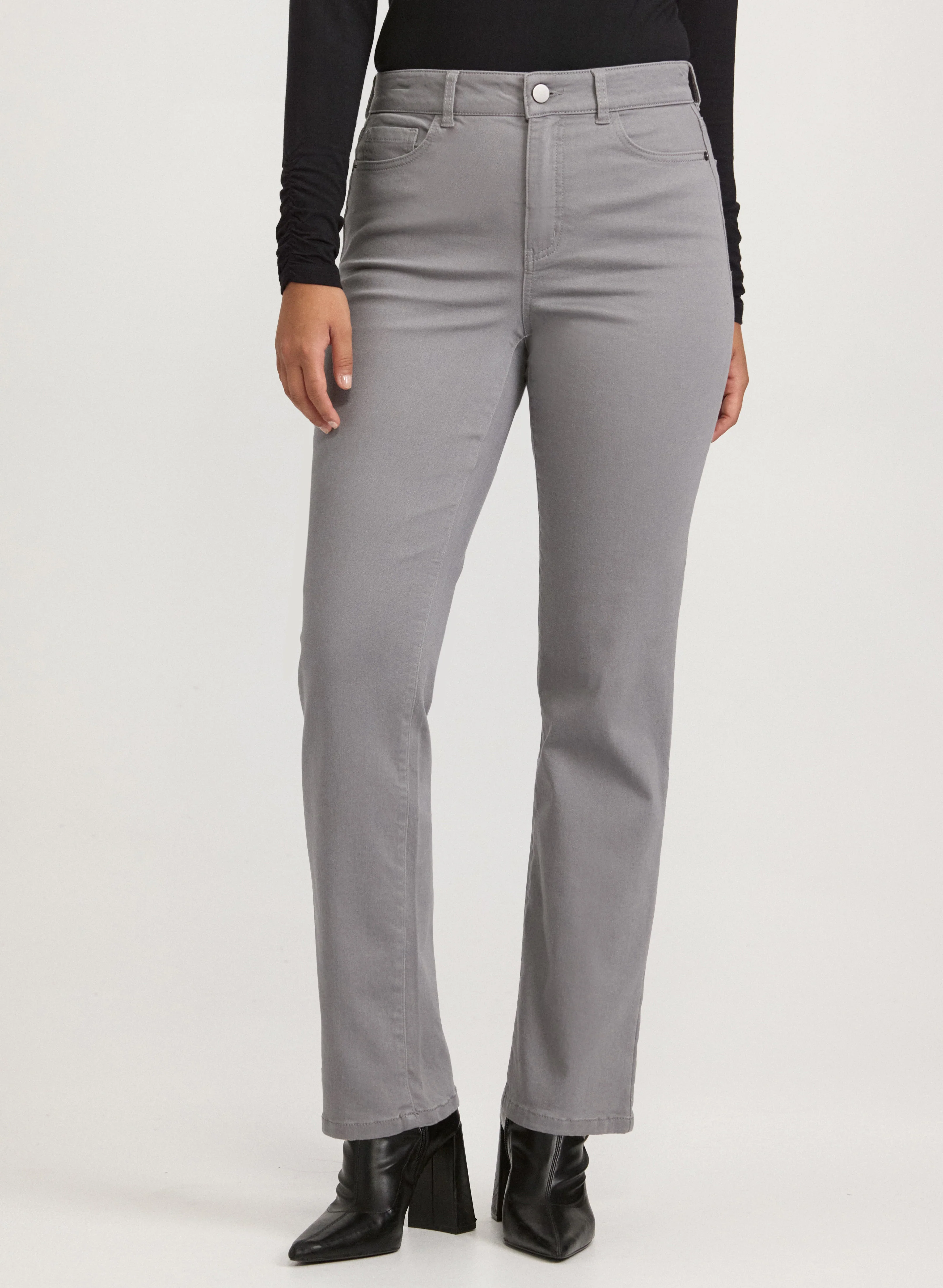 High Rise Straight-Leg Jeans