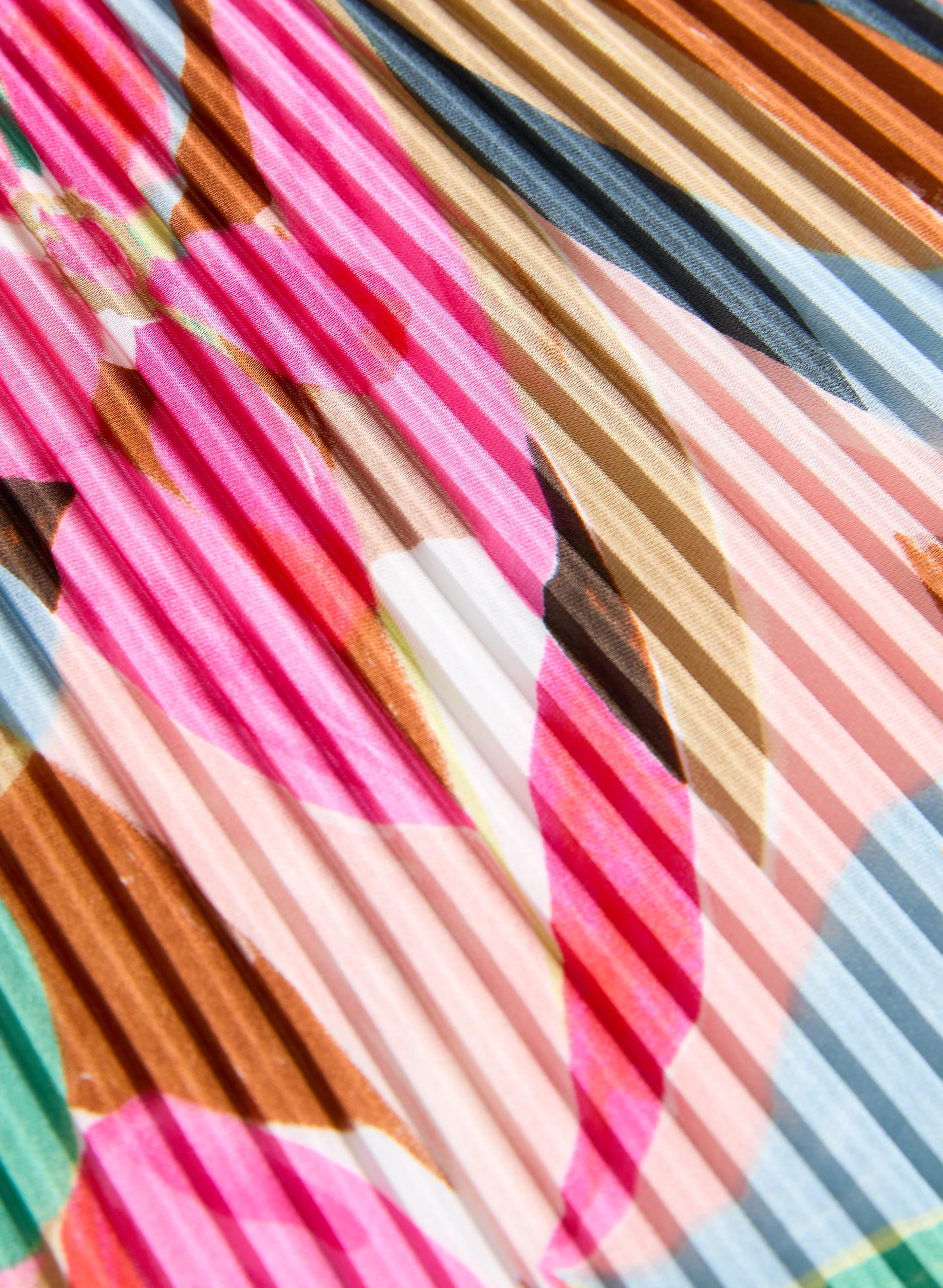 Knife Pleat Floral Scarf - Image 2
