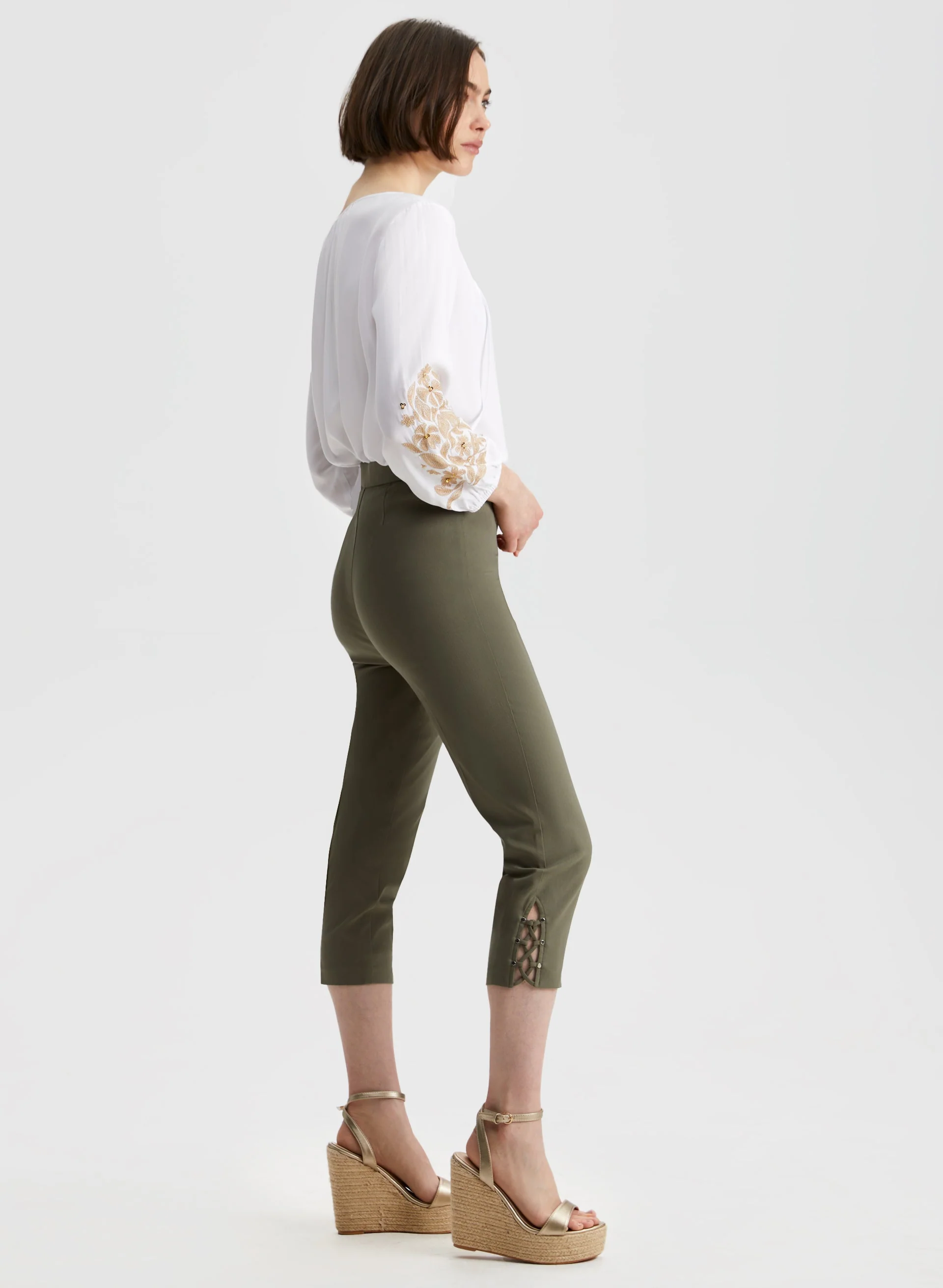 Lace-Up Detail Capri Pants - Image 5