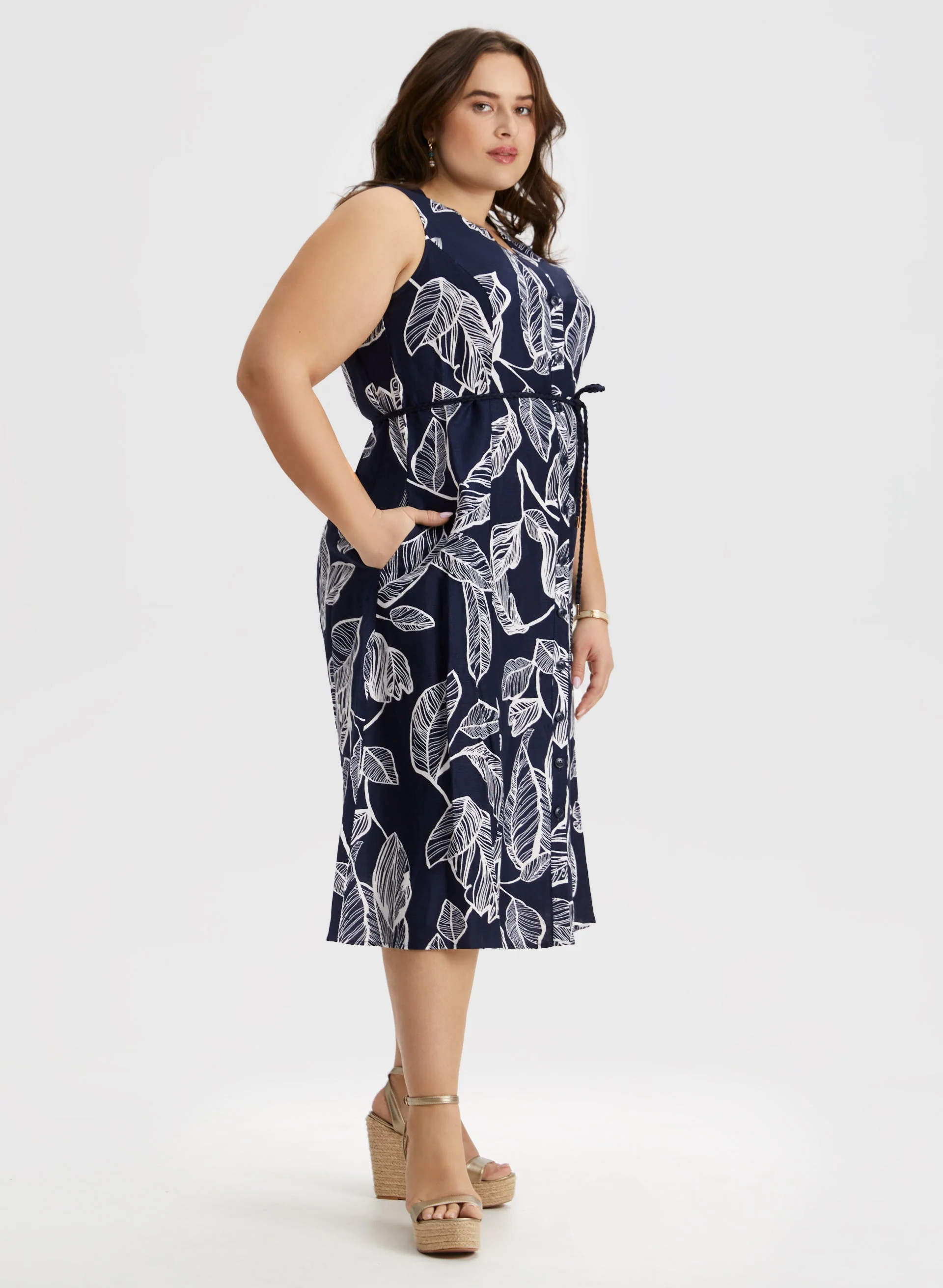 Leaf Print Linen Blend Dress - Image 3