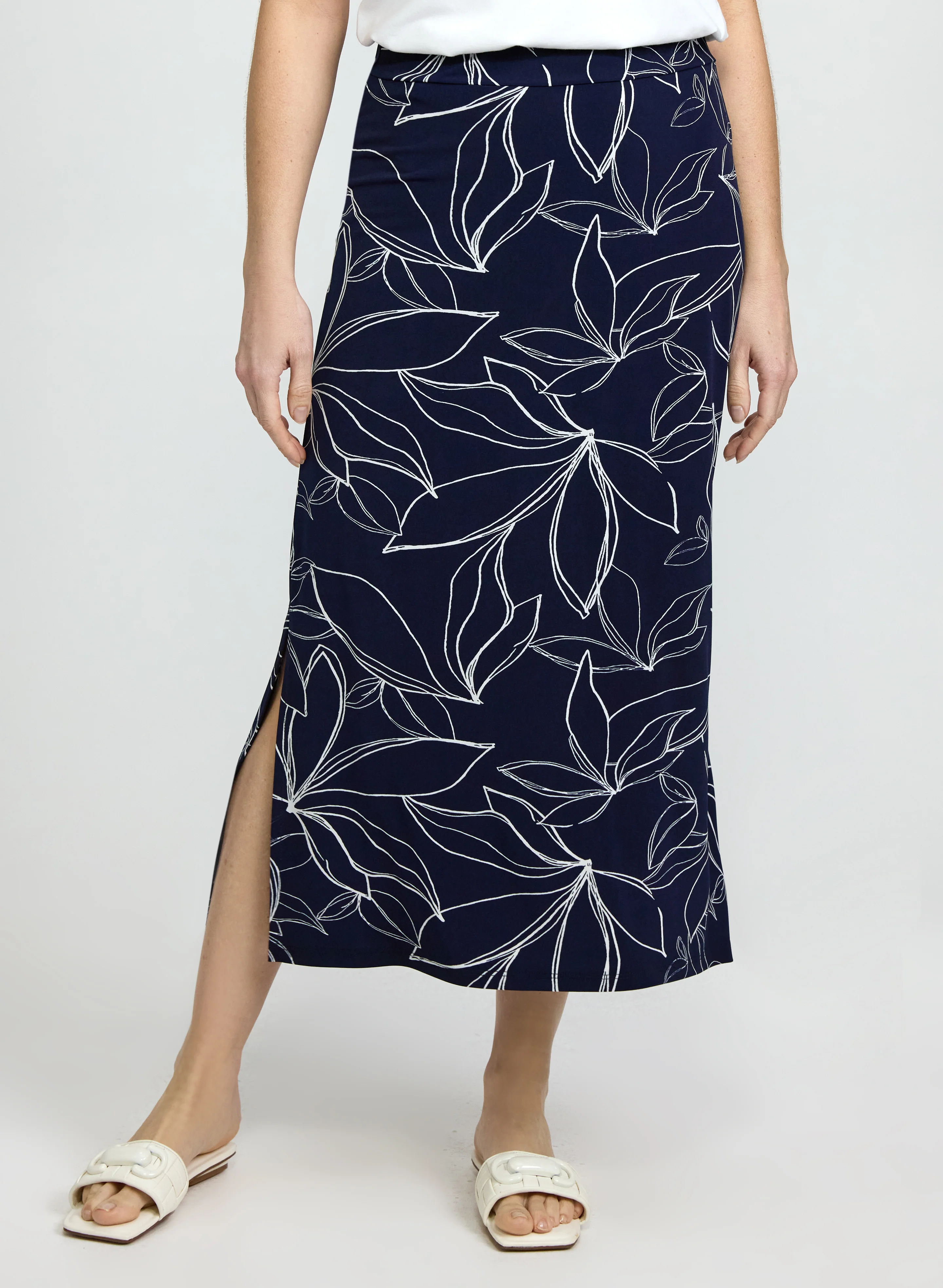 Leaf Print Maxi Skirt
