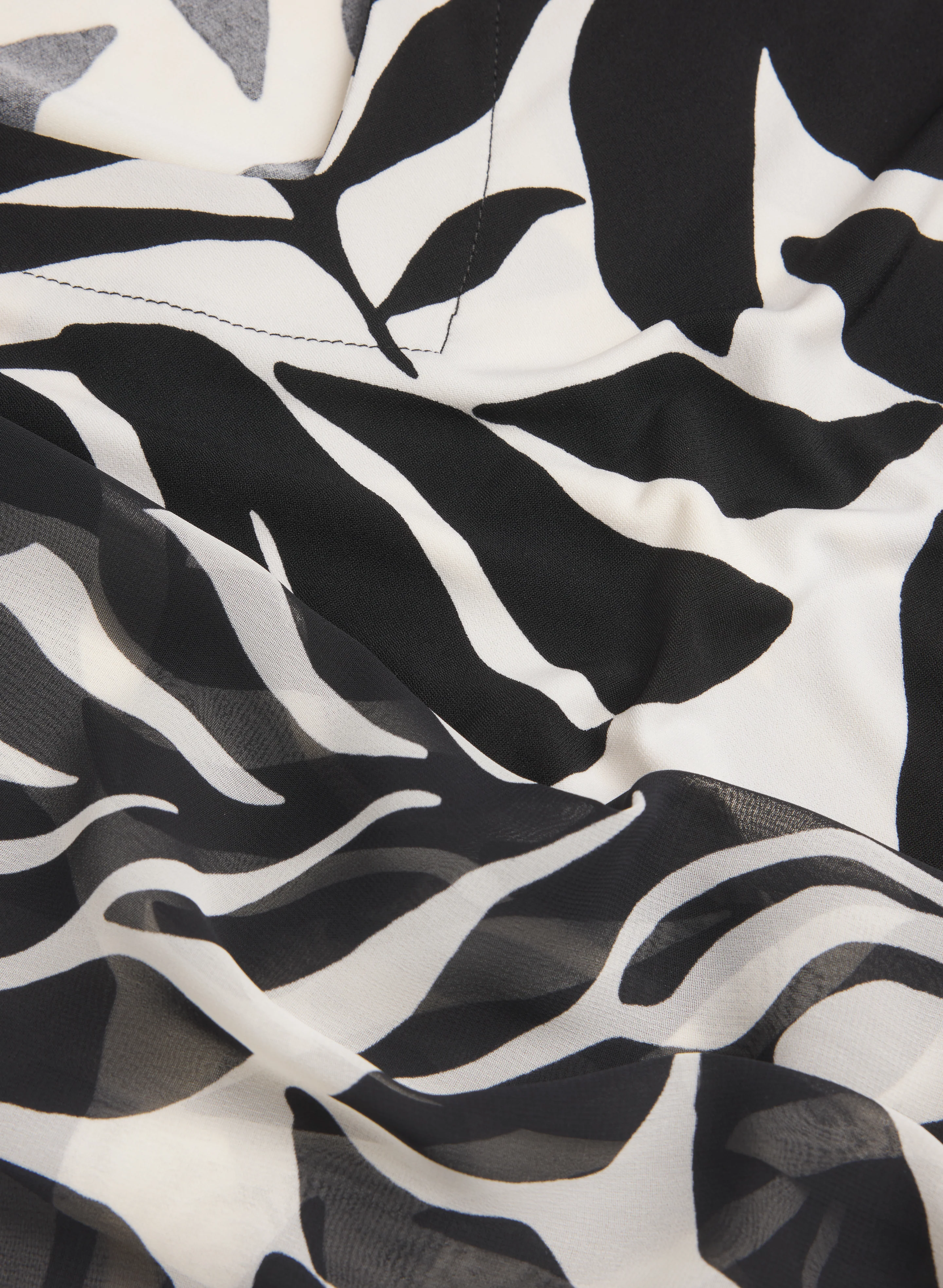 Leaf Print Top - Image 7
