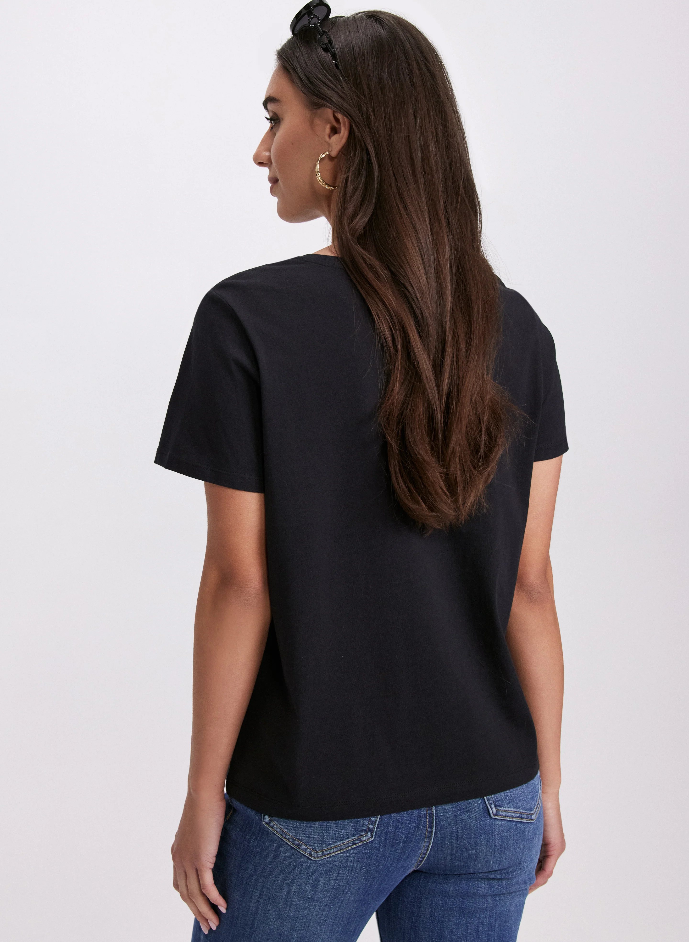 Cut-Out Script T-Shirt - Image 4