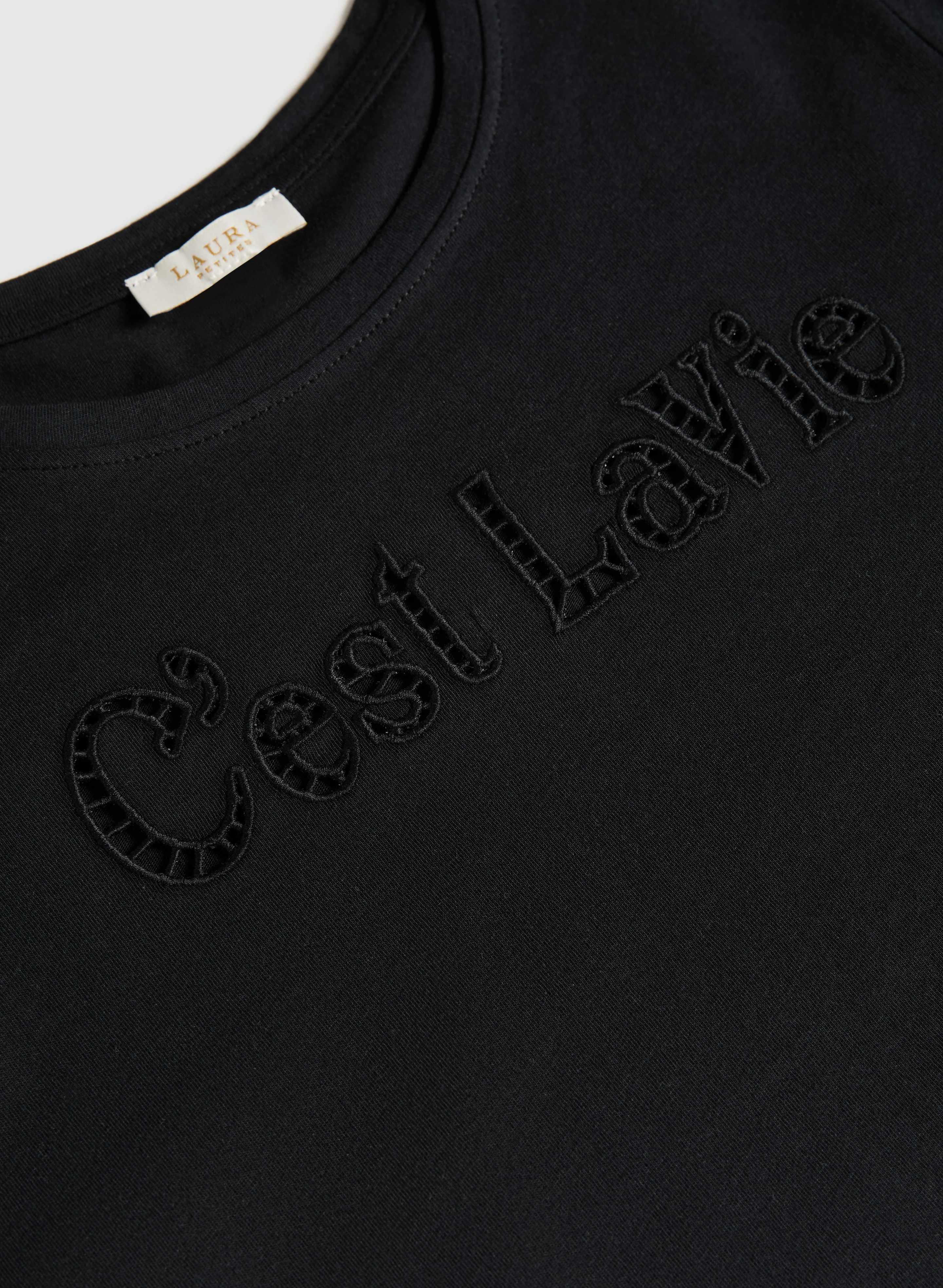 Cut-Out Script T-Shirt - Image 5