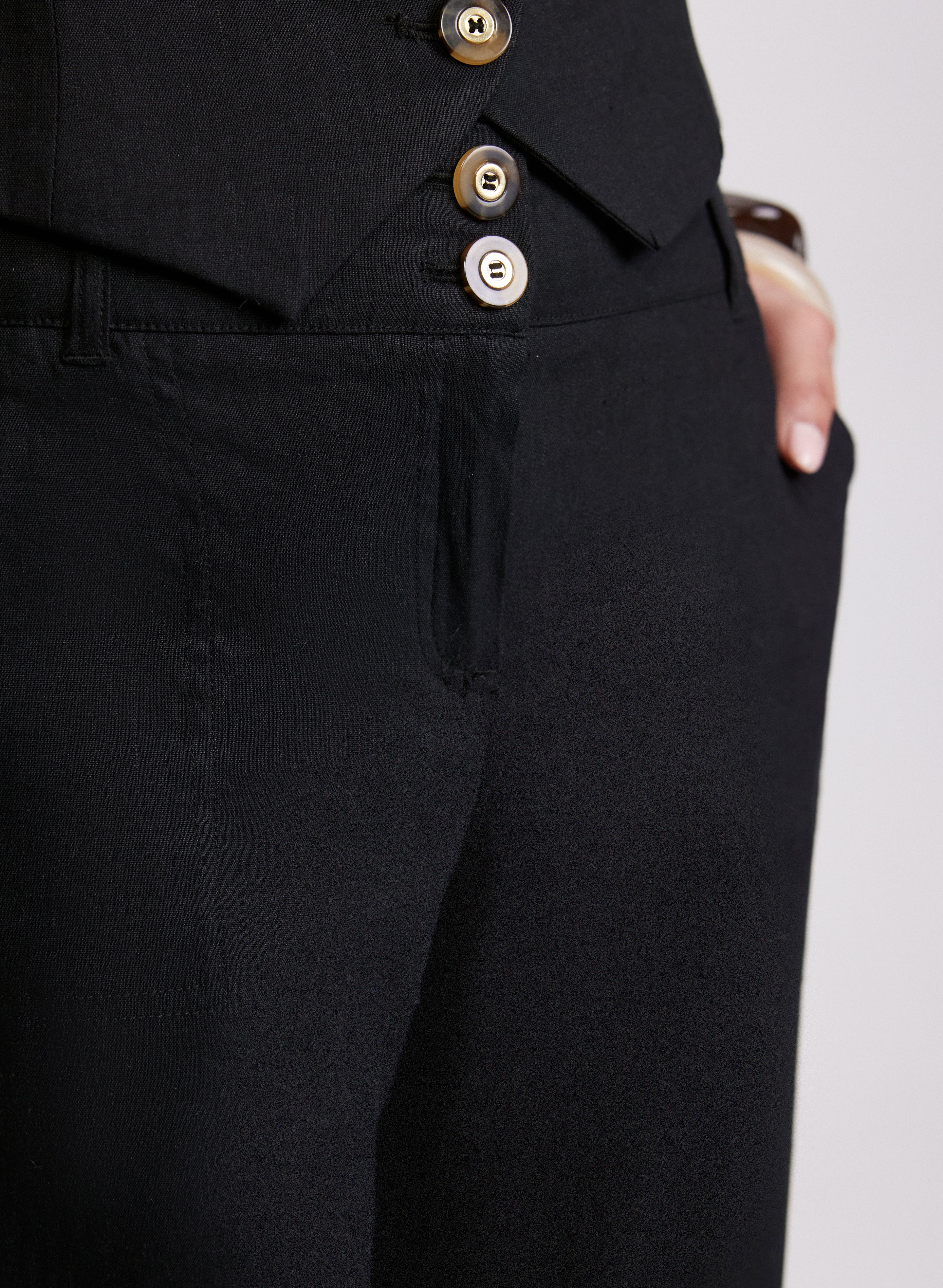 Olivia Linen-Blend Pants - Image 2