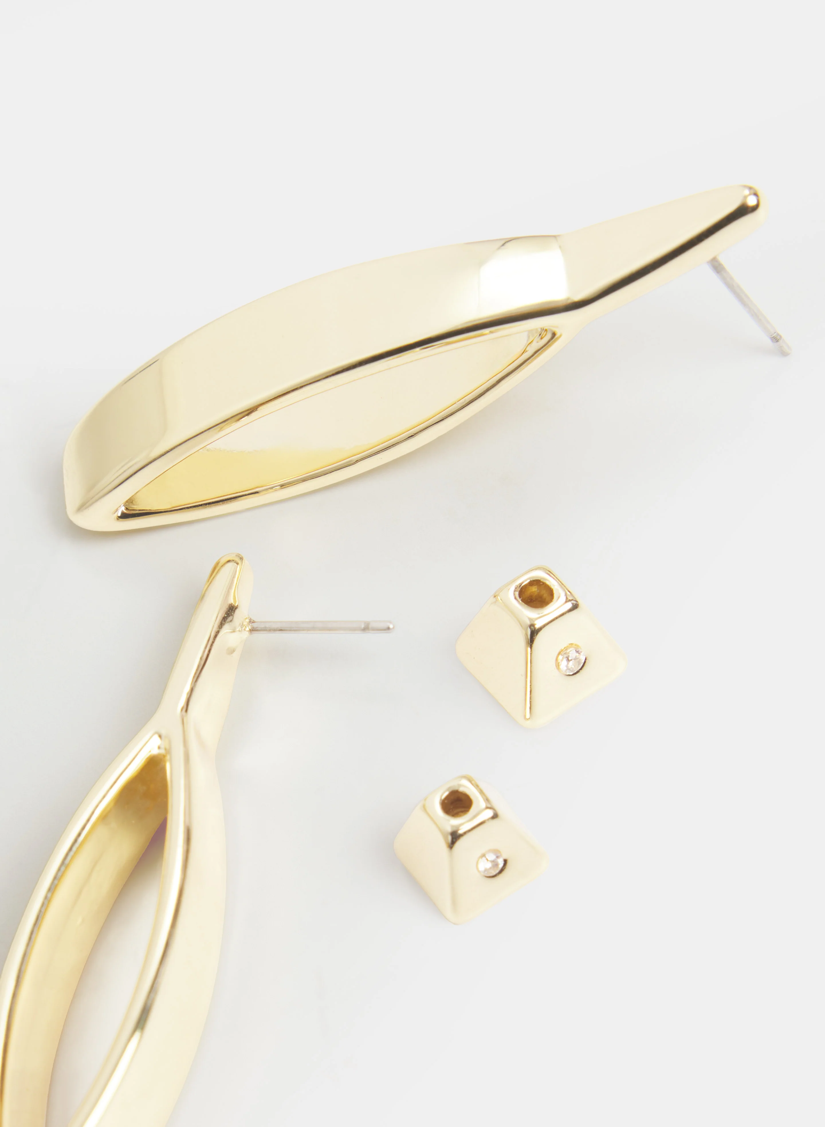Oval Dangle Earrings - Image 2