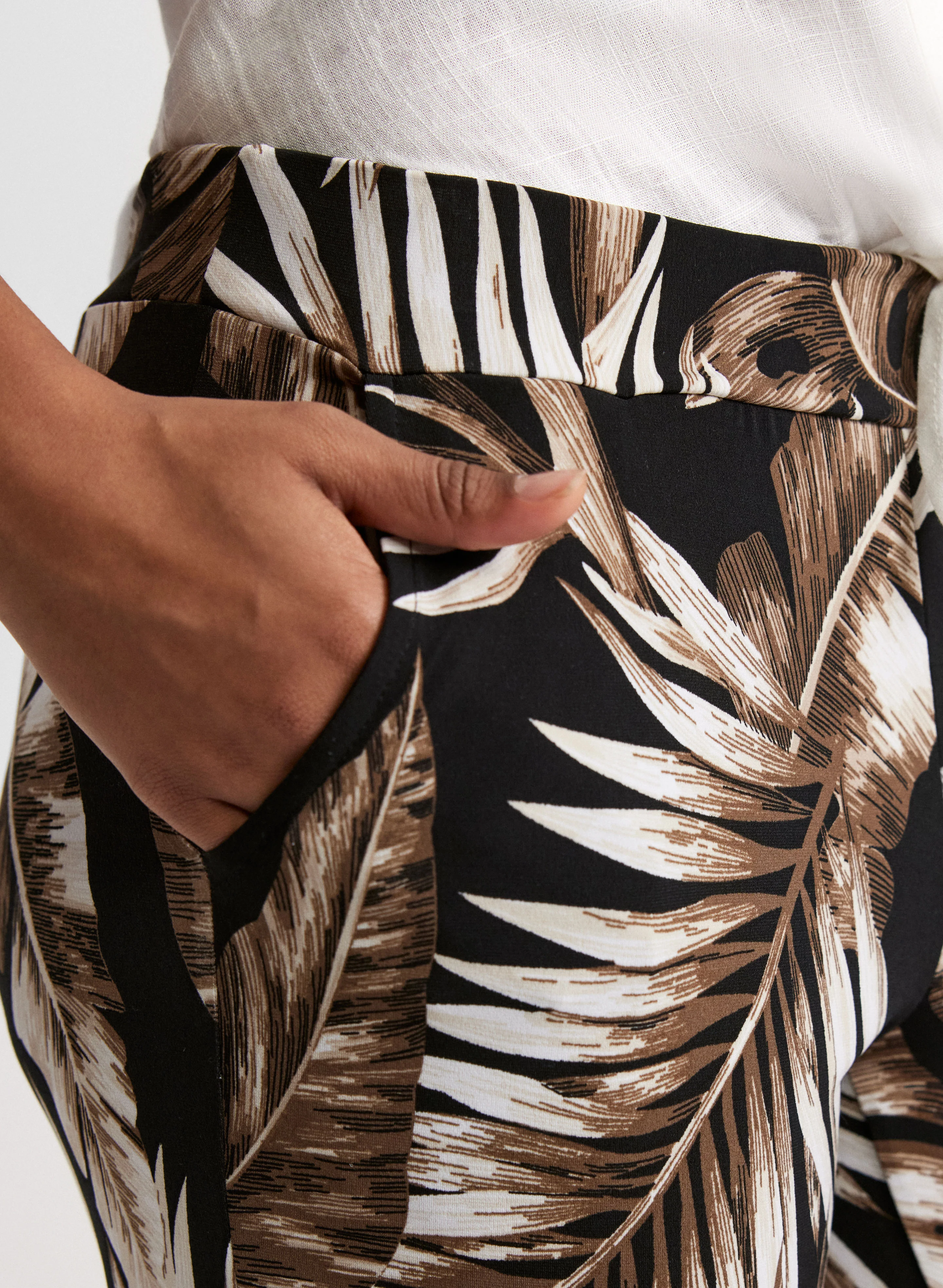 Palm Print Wide Leg Pants - Image 7