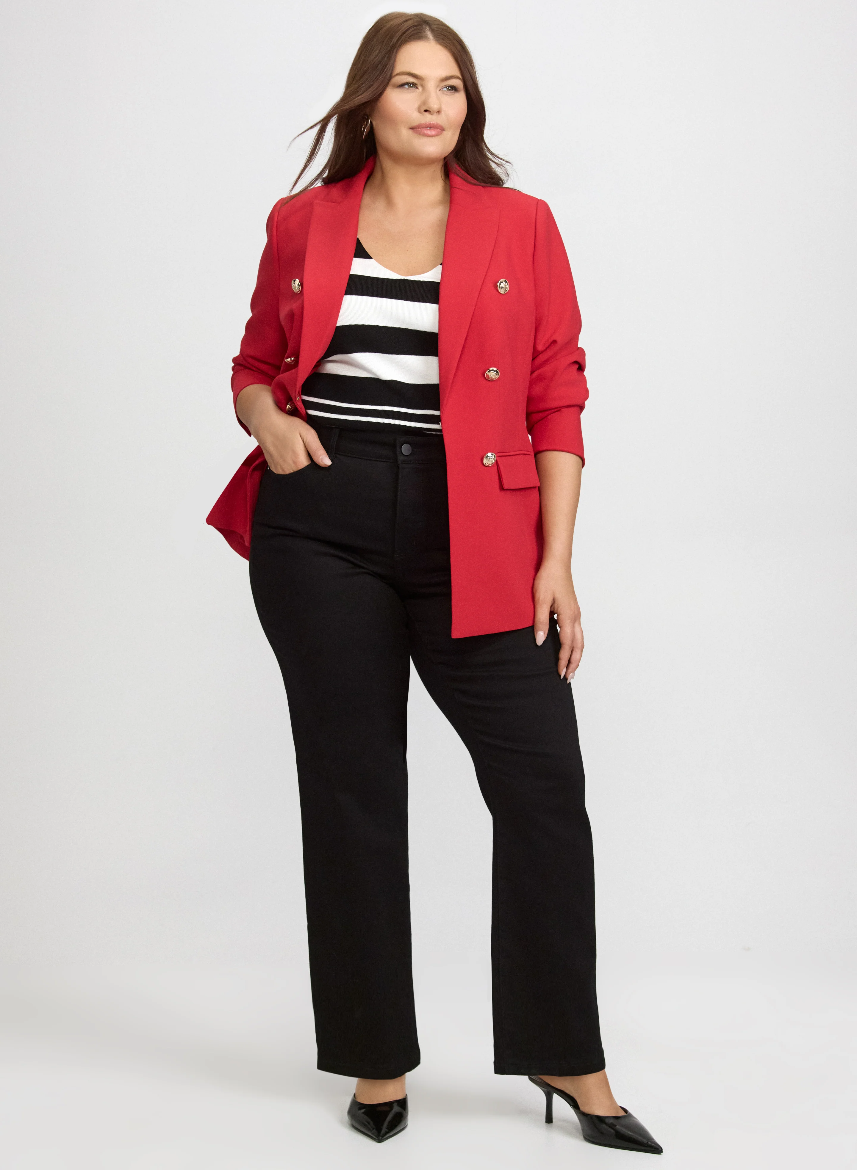 Peaked Lapel Jacket & Straight-Leg Jeans