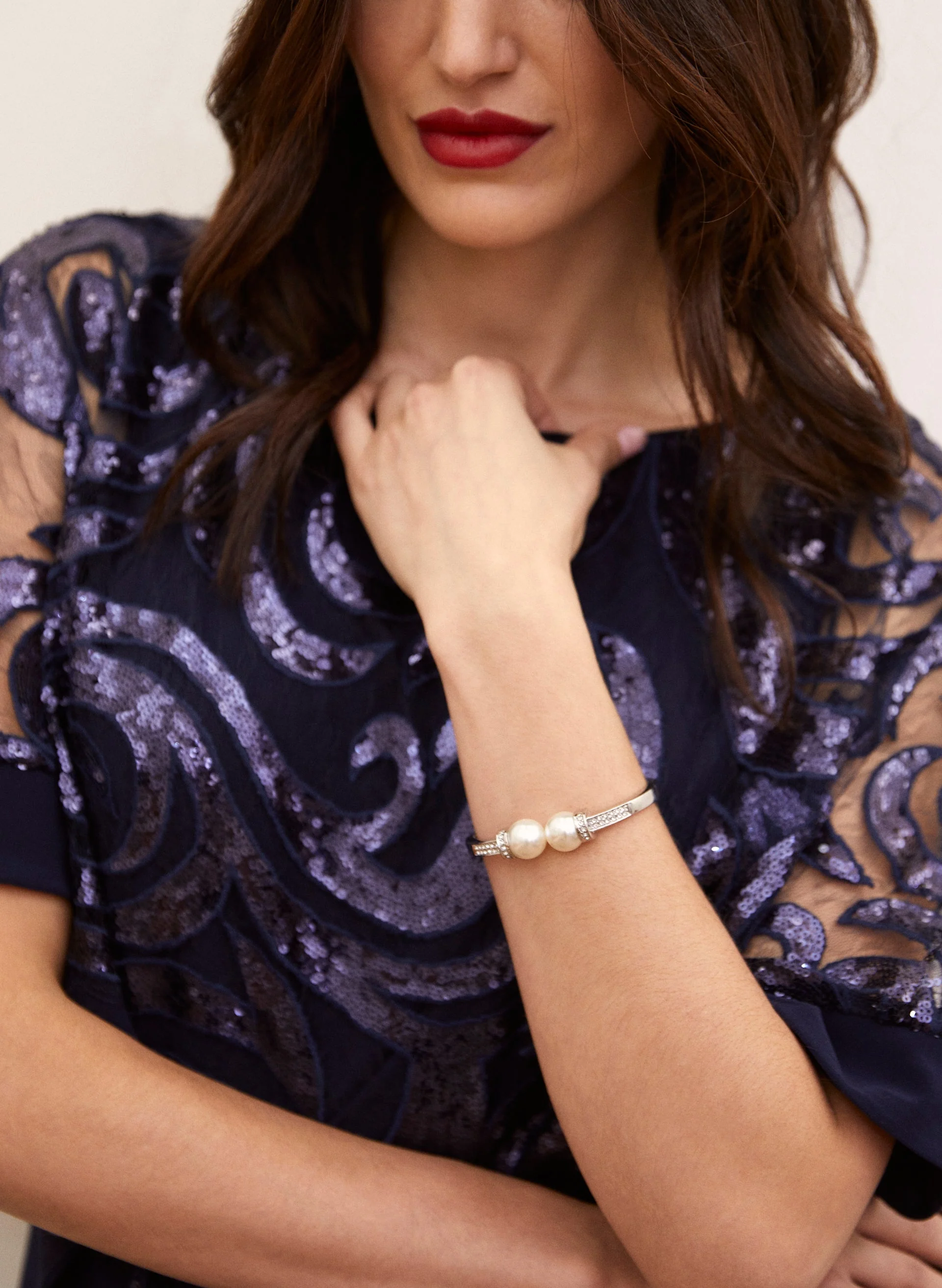 Pearl Detail Bangle Bracelet - Image 2