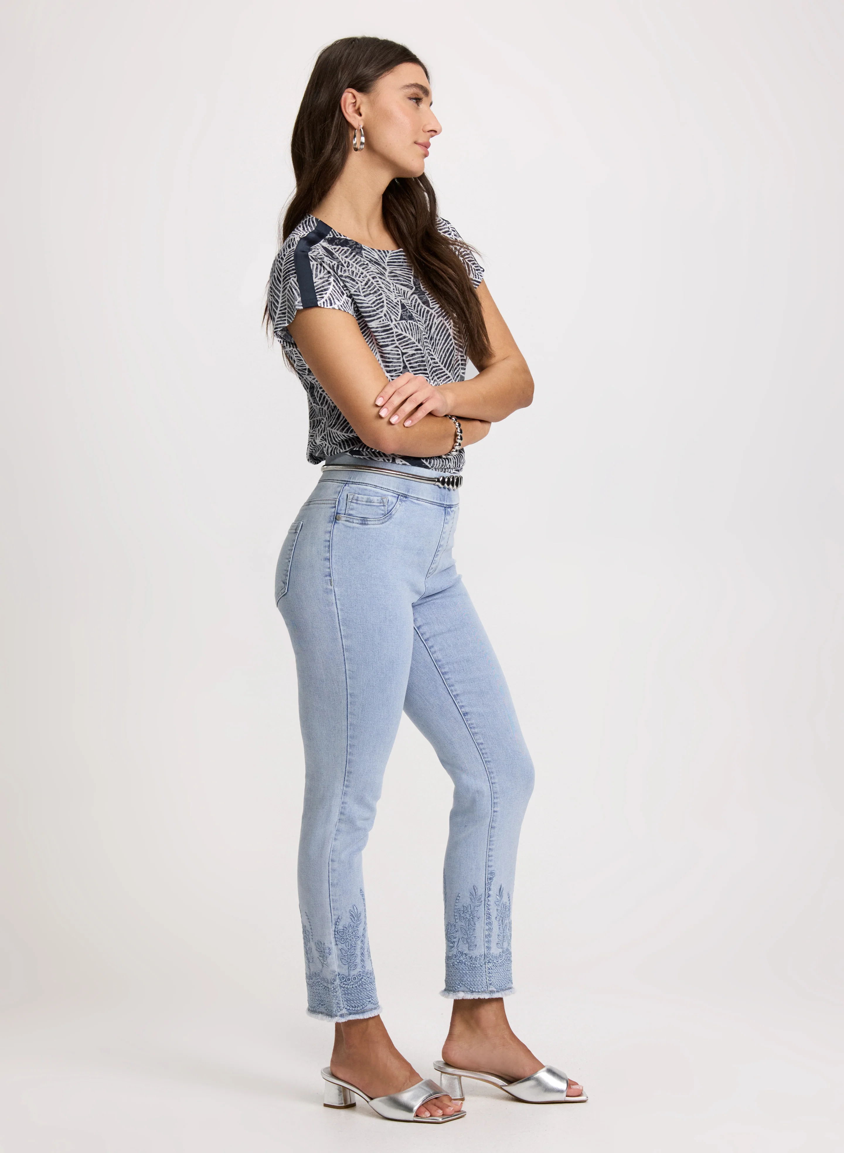 Pull-On Embroidered Hem Jeans - Image 4