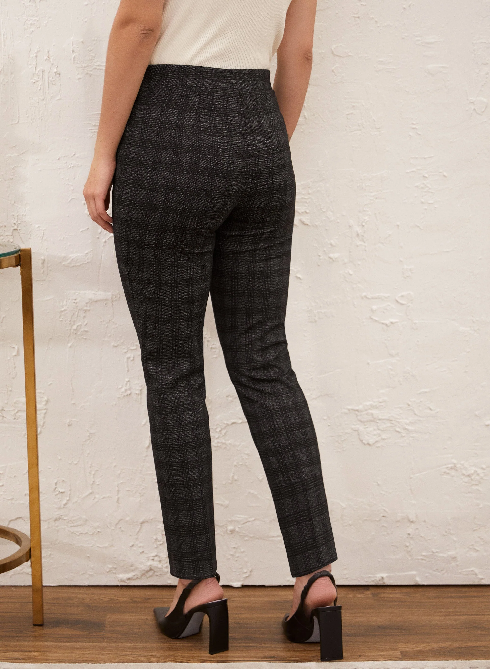 Pull-On Plaid Motif Pants - Image 4