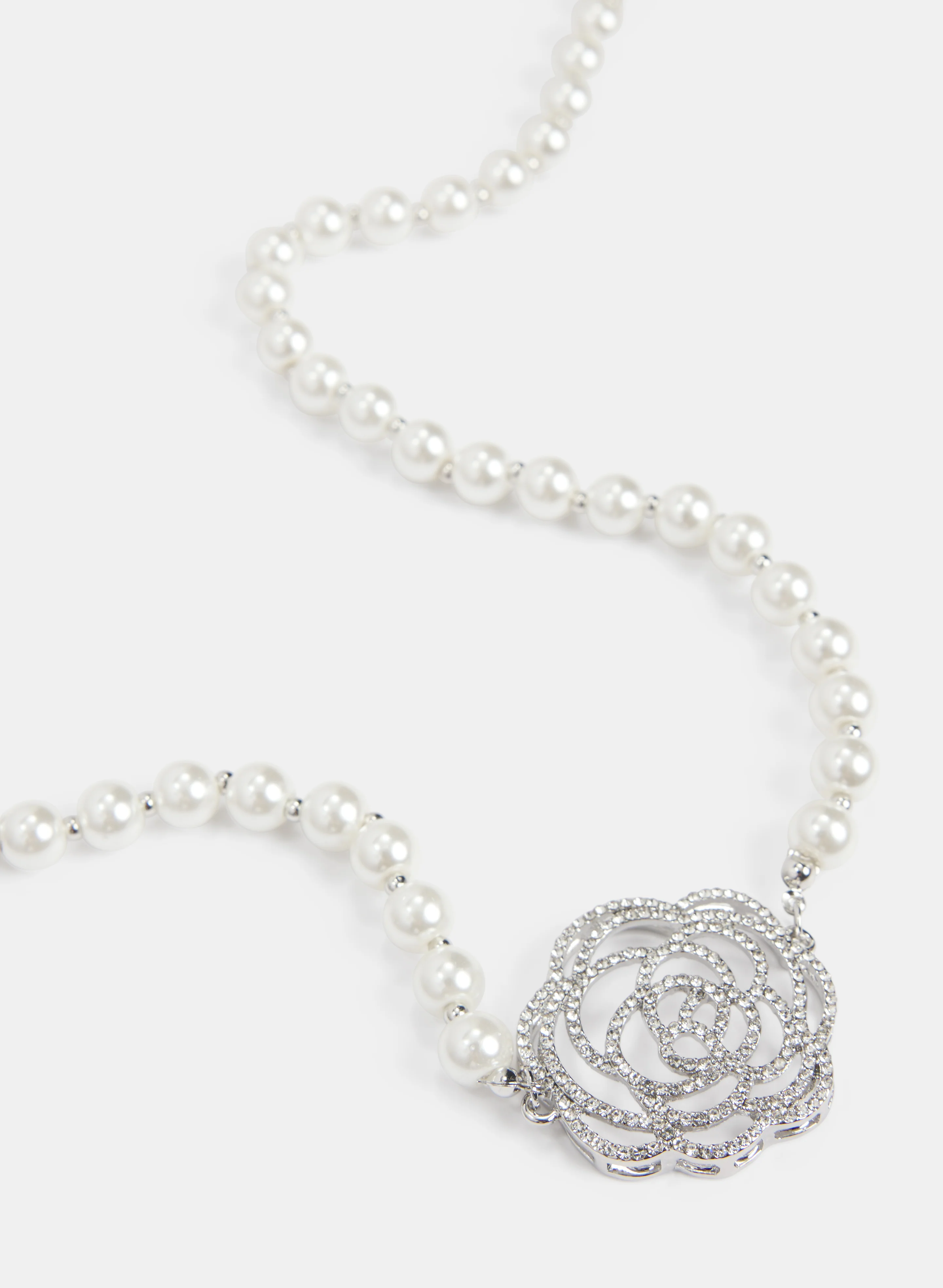 Rose Pendant Pearl Necklace - Image 2