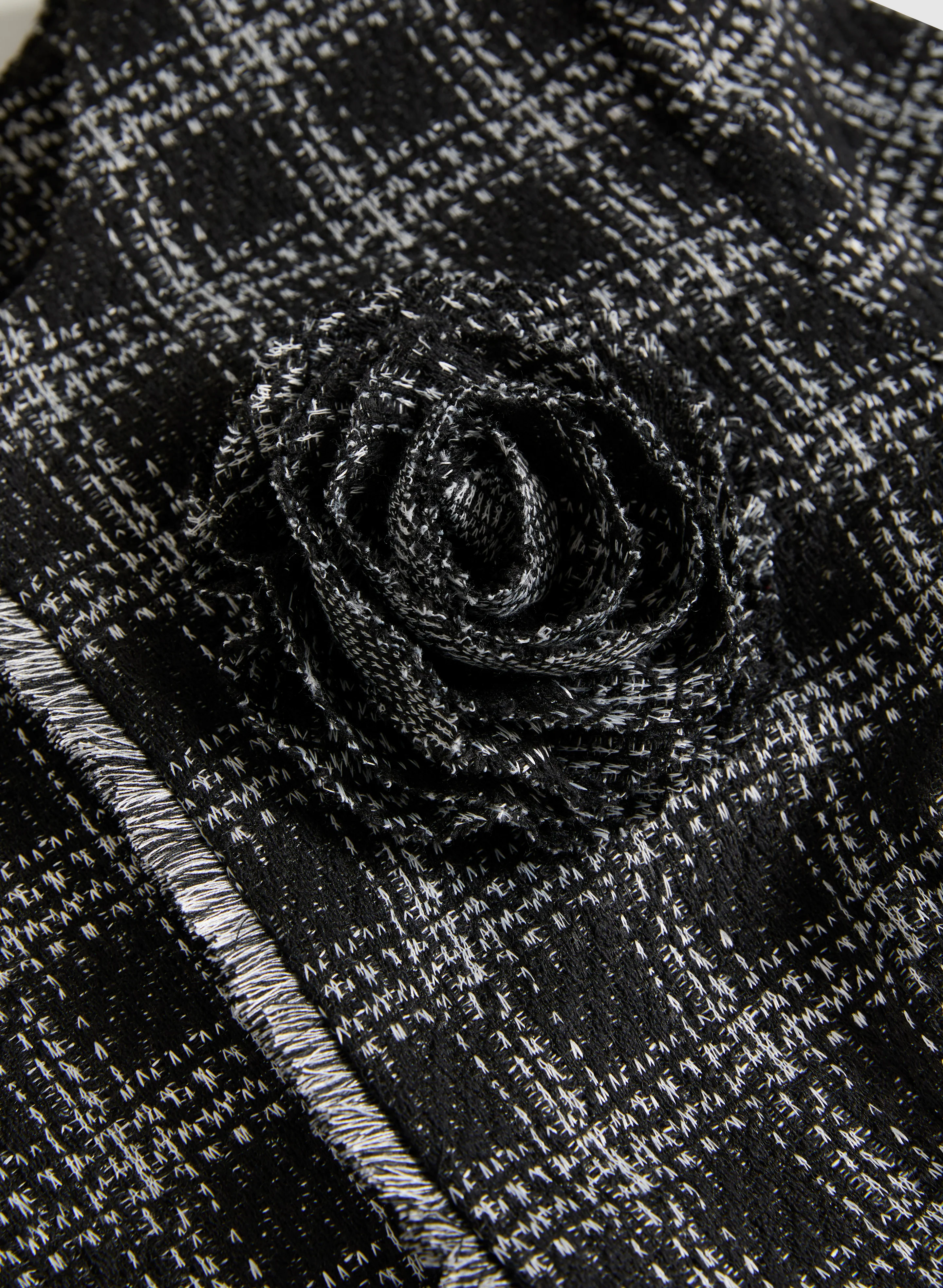 Rosette Detail Bouclé Jacket - Image 6
