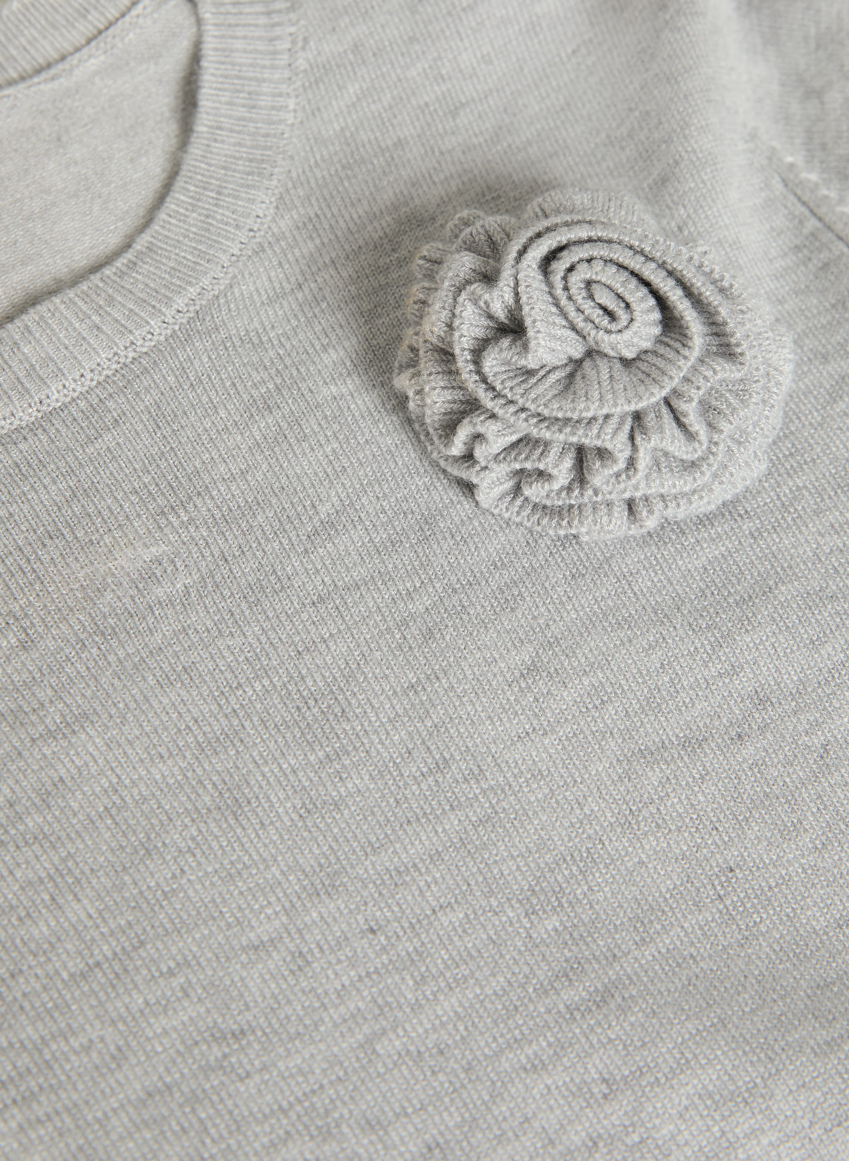 Rosette Detail Crew Neck Sweater - Image 7