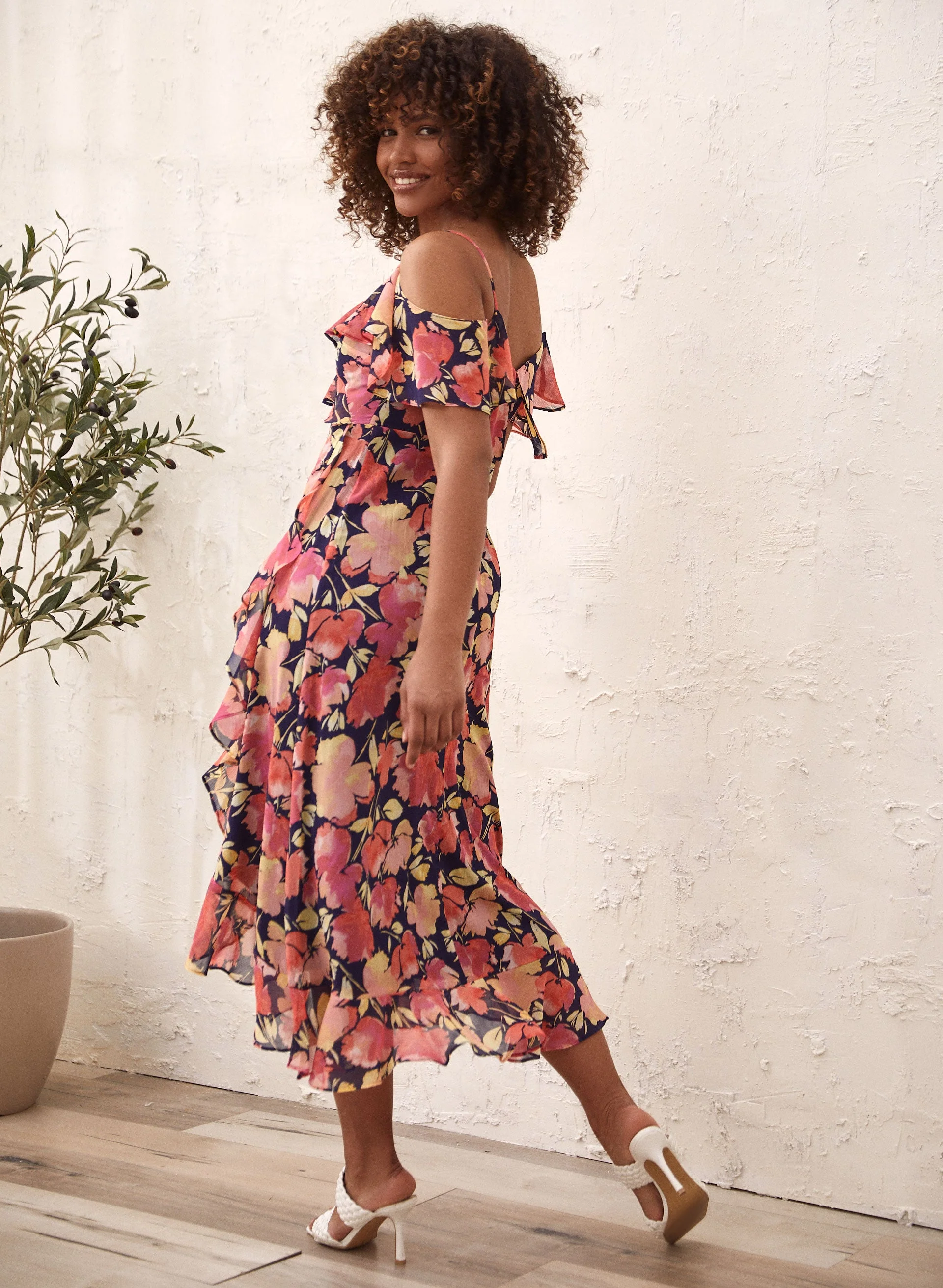 Ruffle Detail Floral Print Dress - Image 3