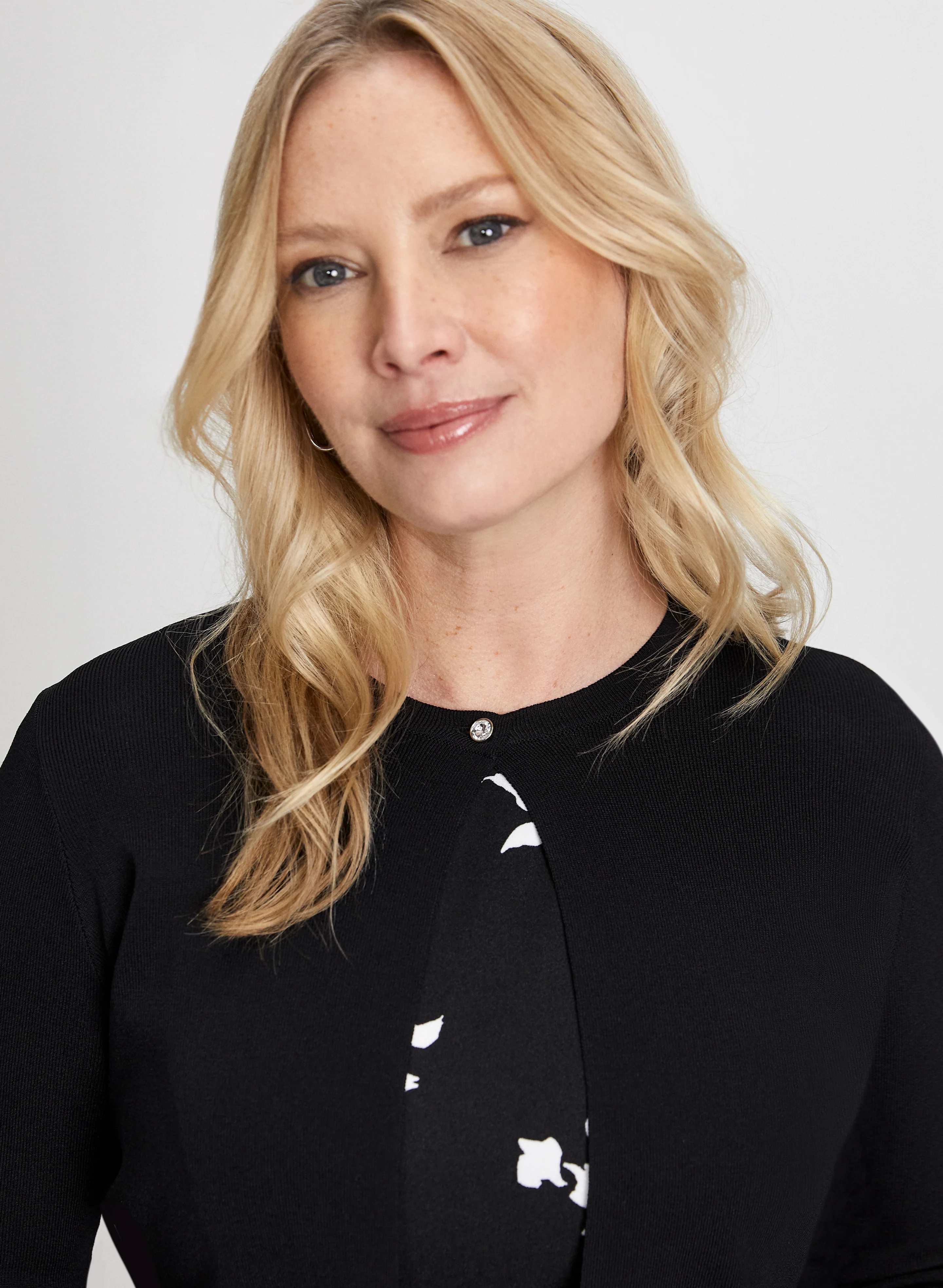 Scallop Hem Cardigan - Image 2