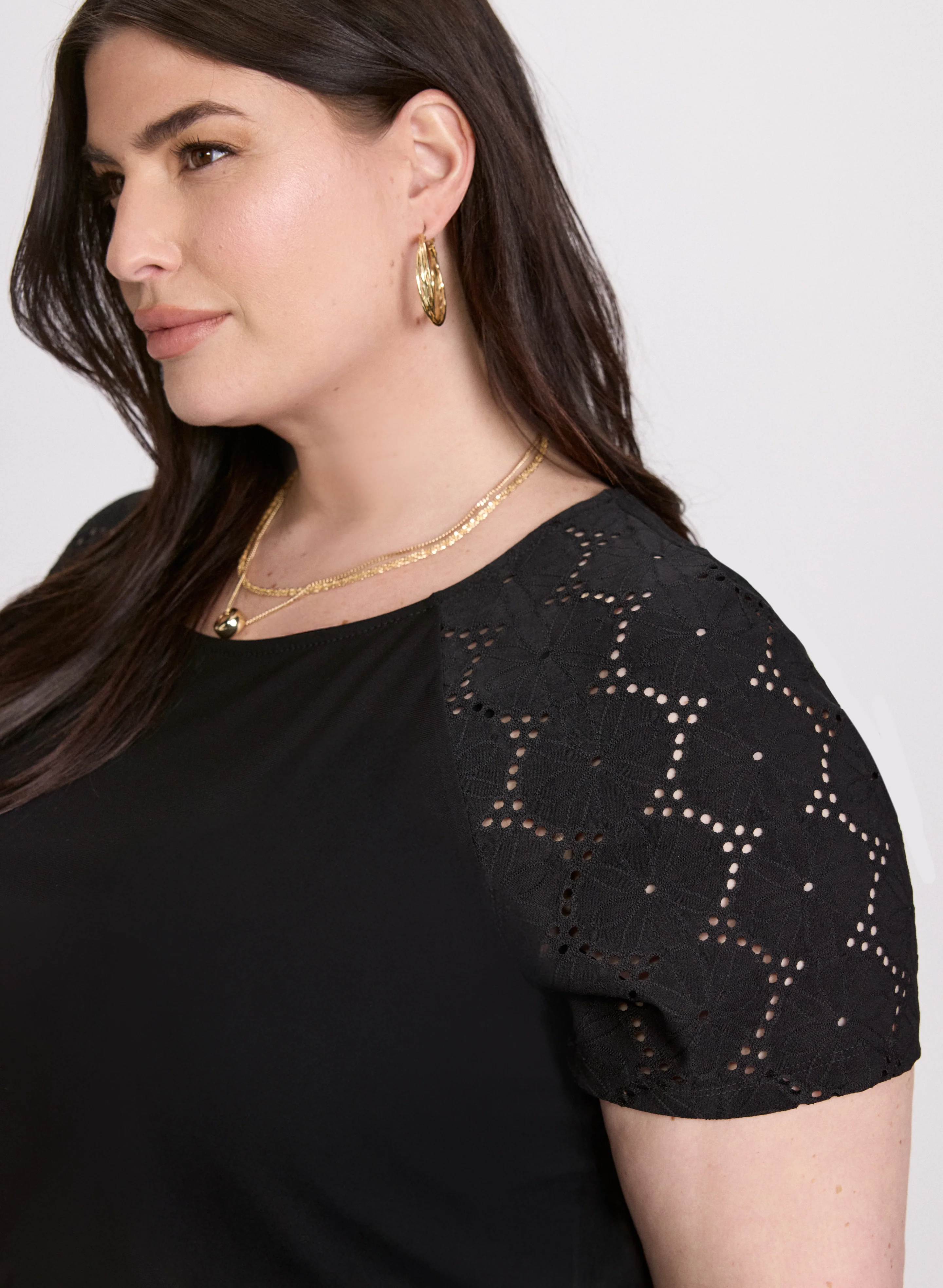 Short Raglan Sleeve Top - Image 2