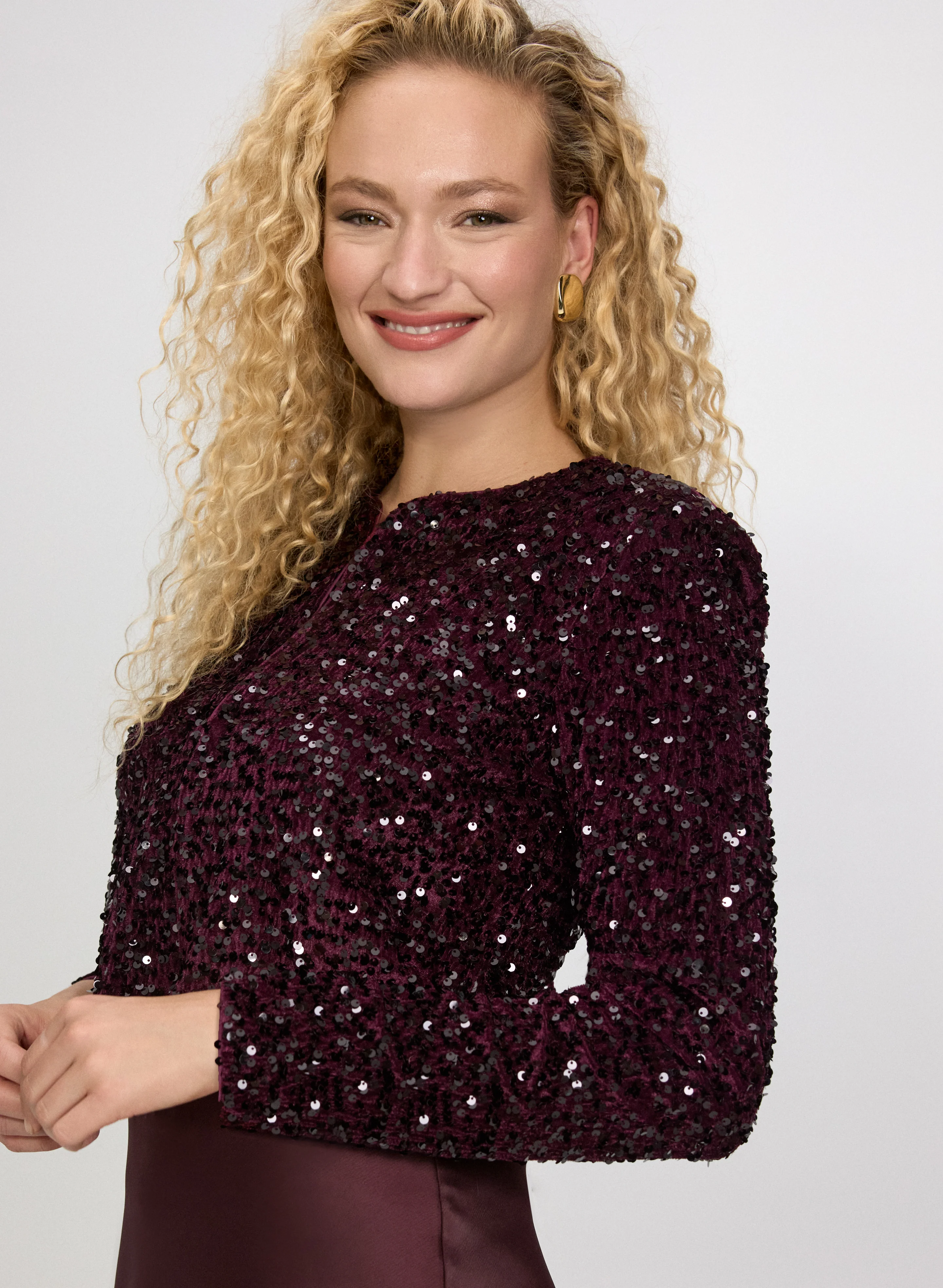 Short Sequined Velvet Bolero - Image 5