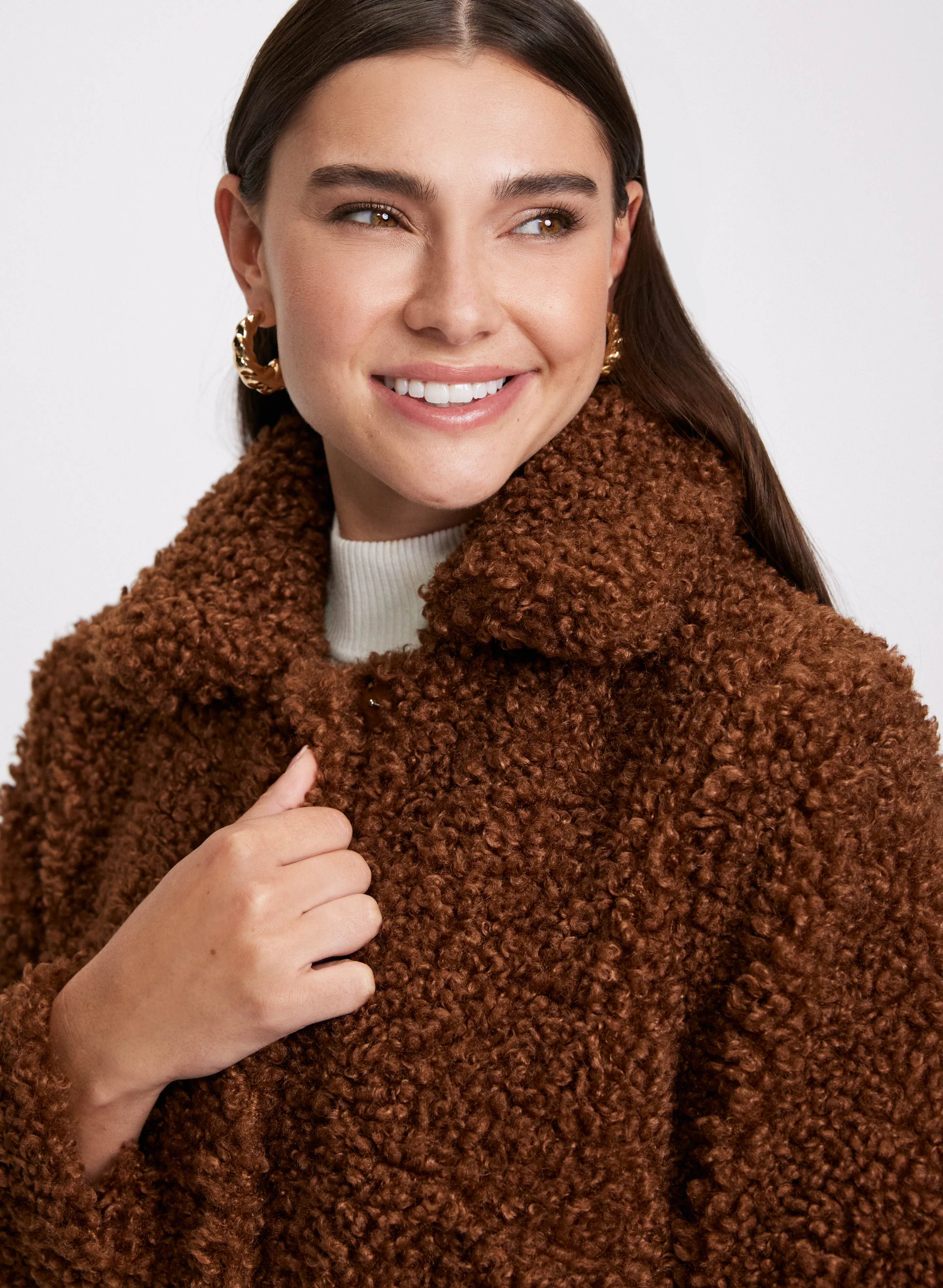 Short Shearling Coat - Image 5