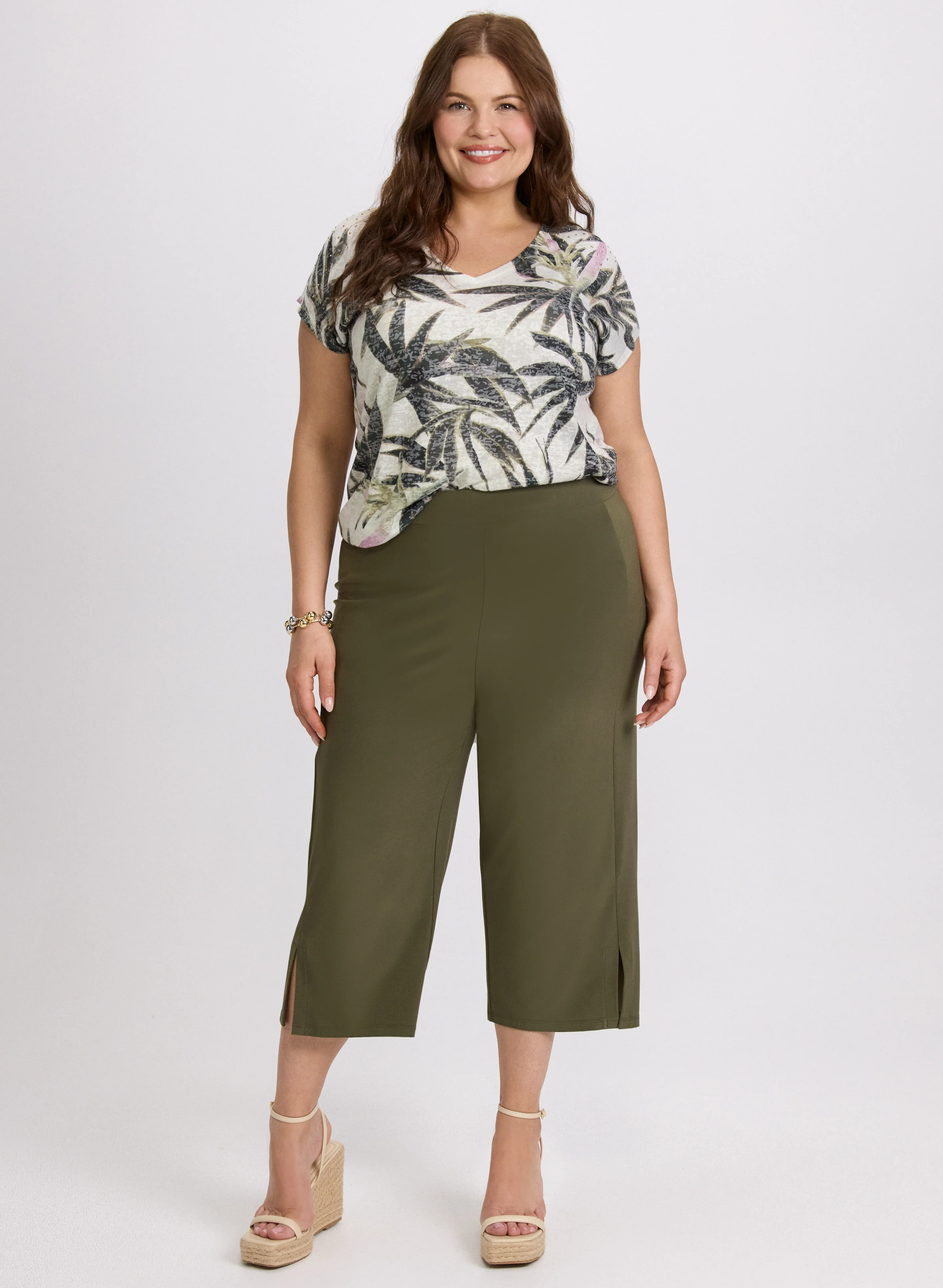Side Slit Pull-On Capris - Image 3
