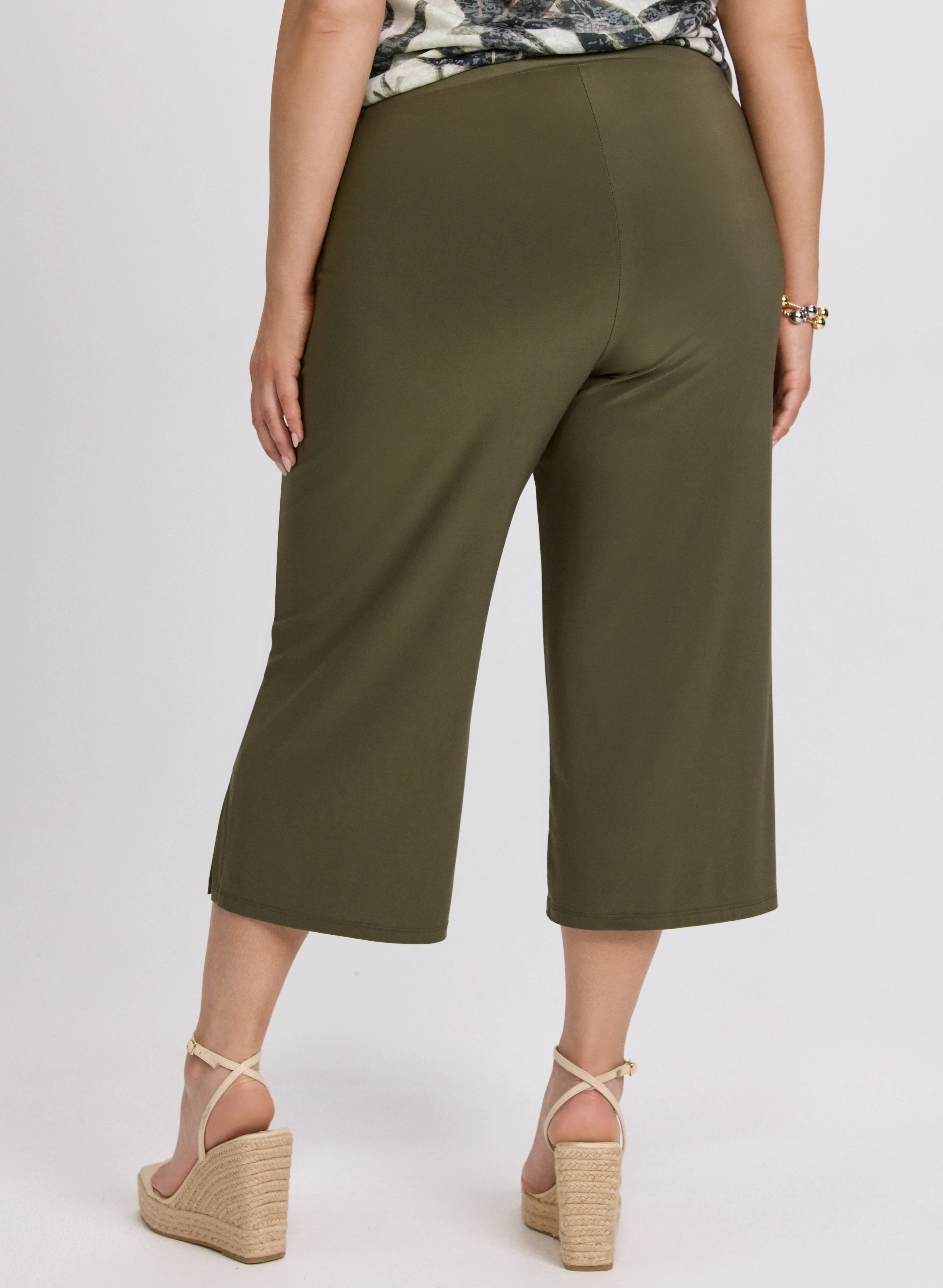 Side Slit Pull-On Capris - Image 4