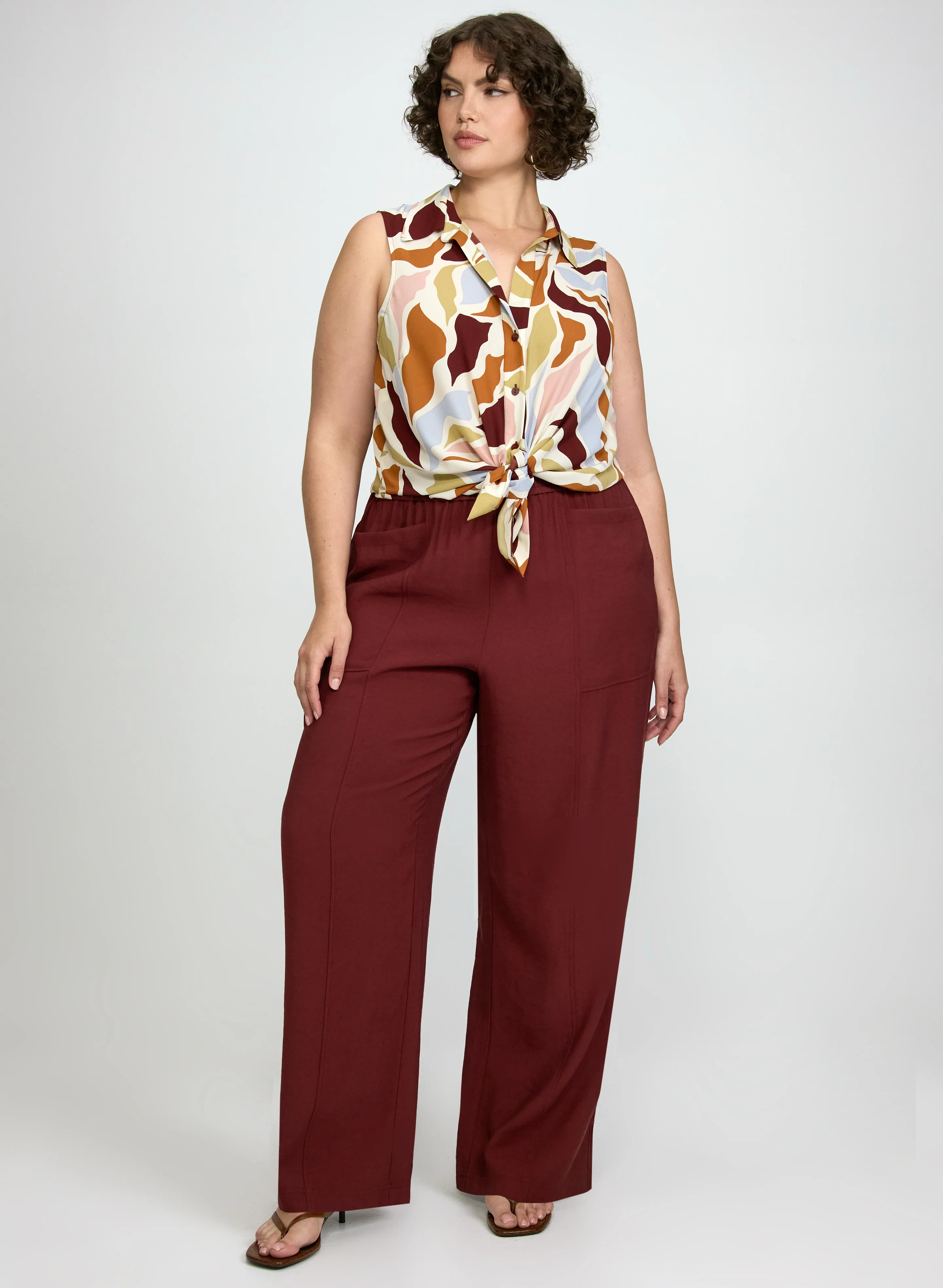 Sleeveless Abstract Blouse - Image 2