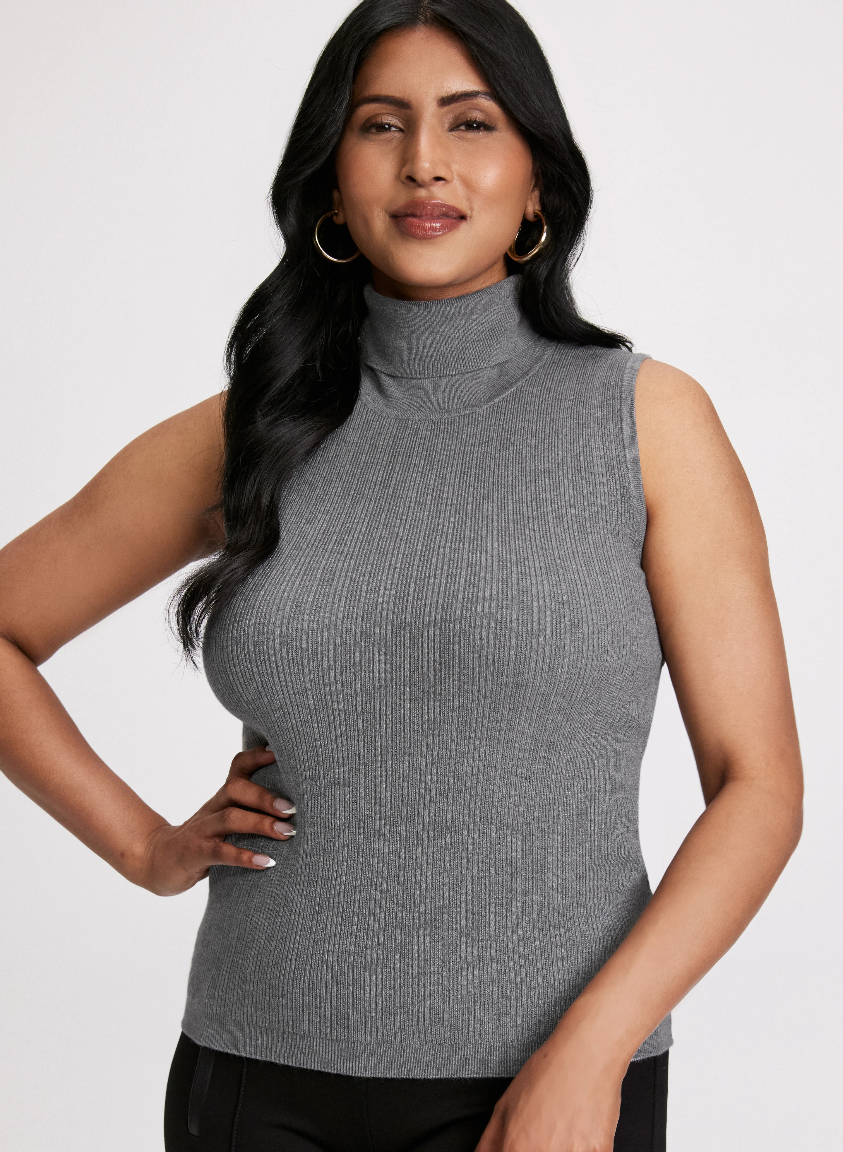 Sleeveless Knit Turtleneck - Image 4
