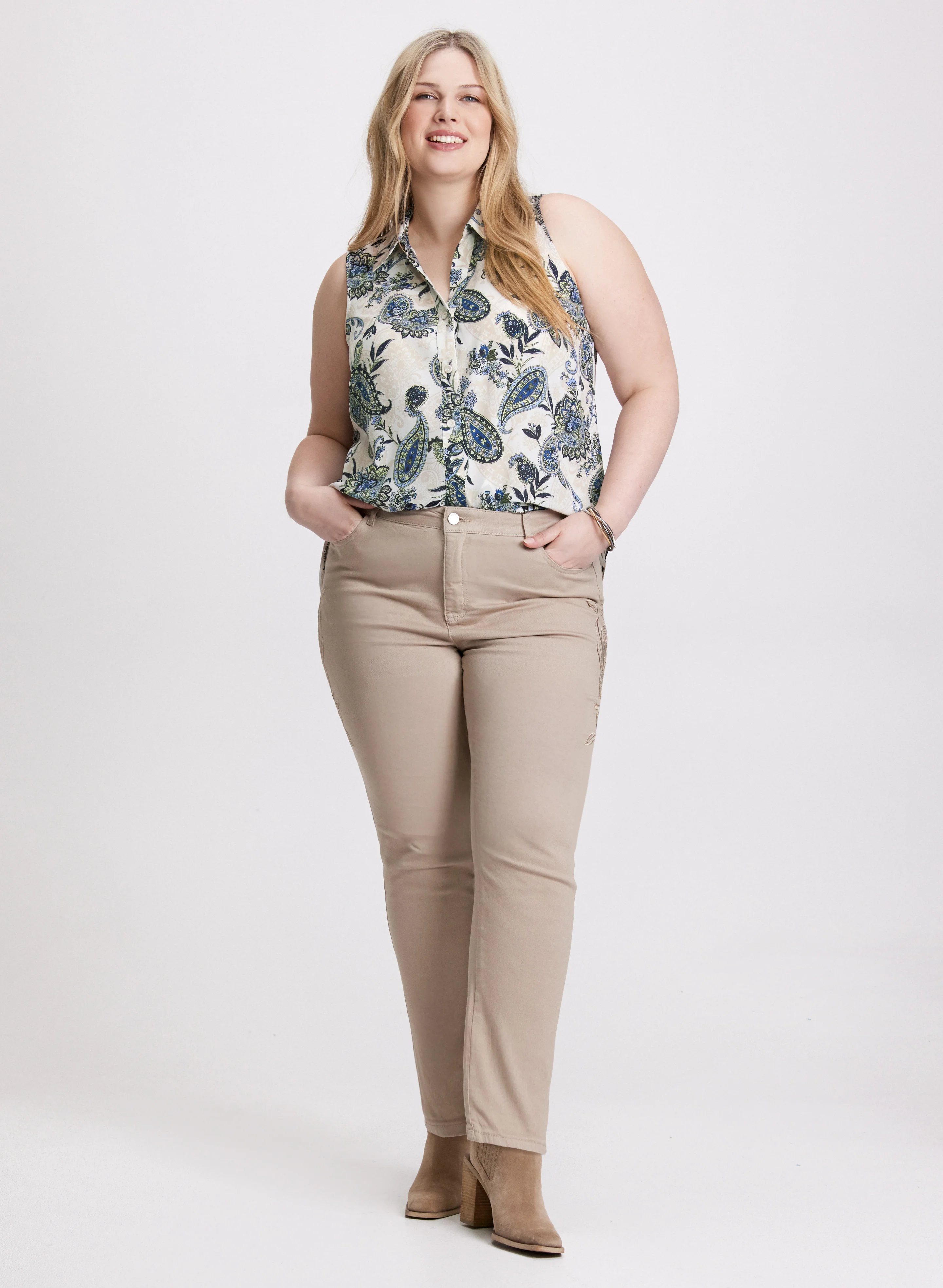 Sleeveless Paisley Print Blouse - Image 3