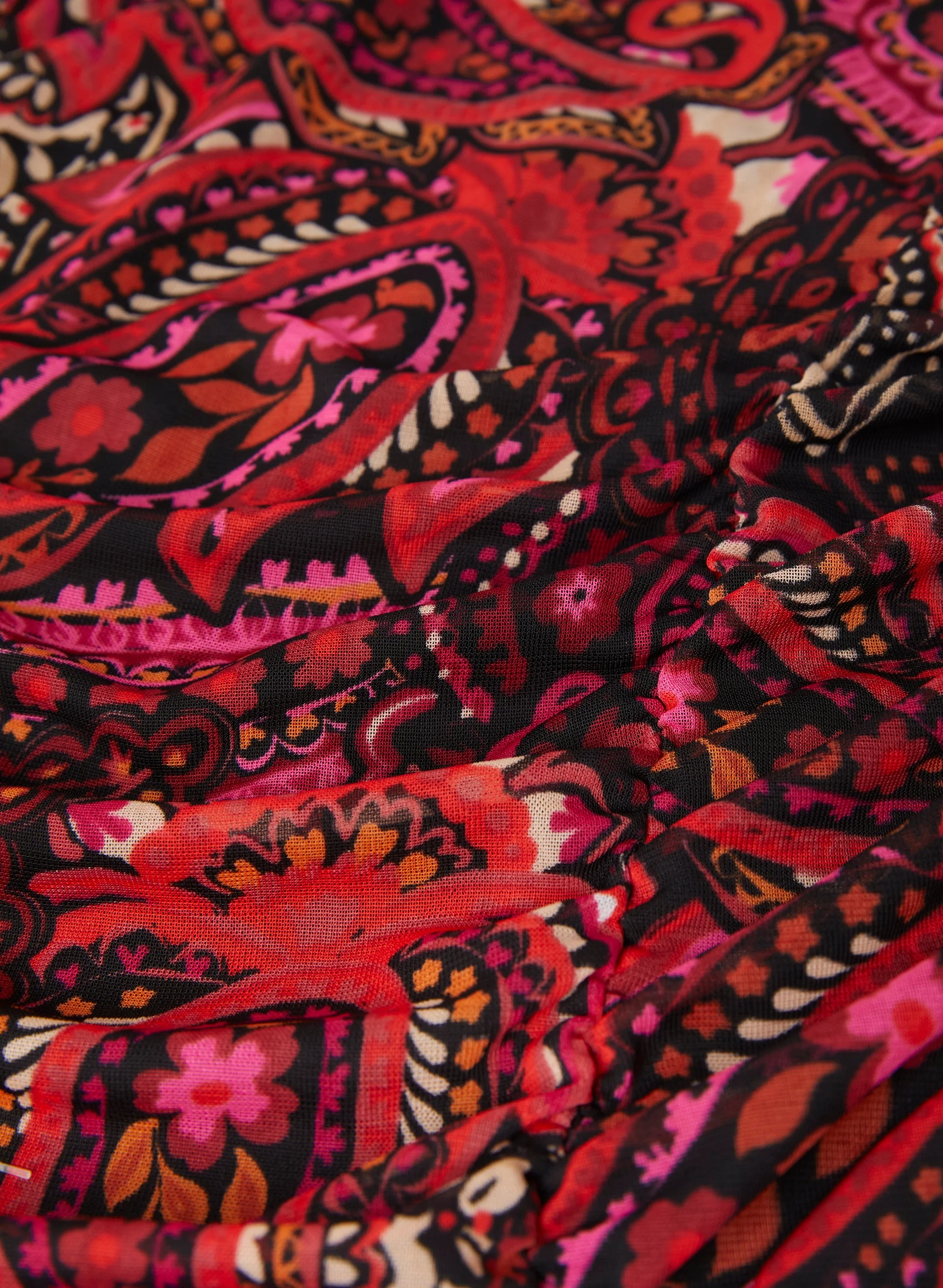 Sleeveless Paisley Print Top - Image 7