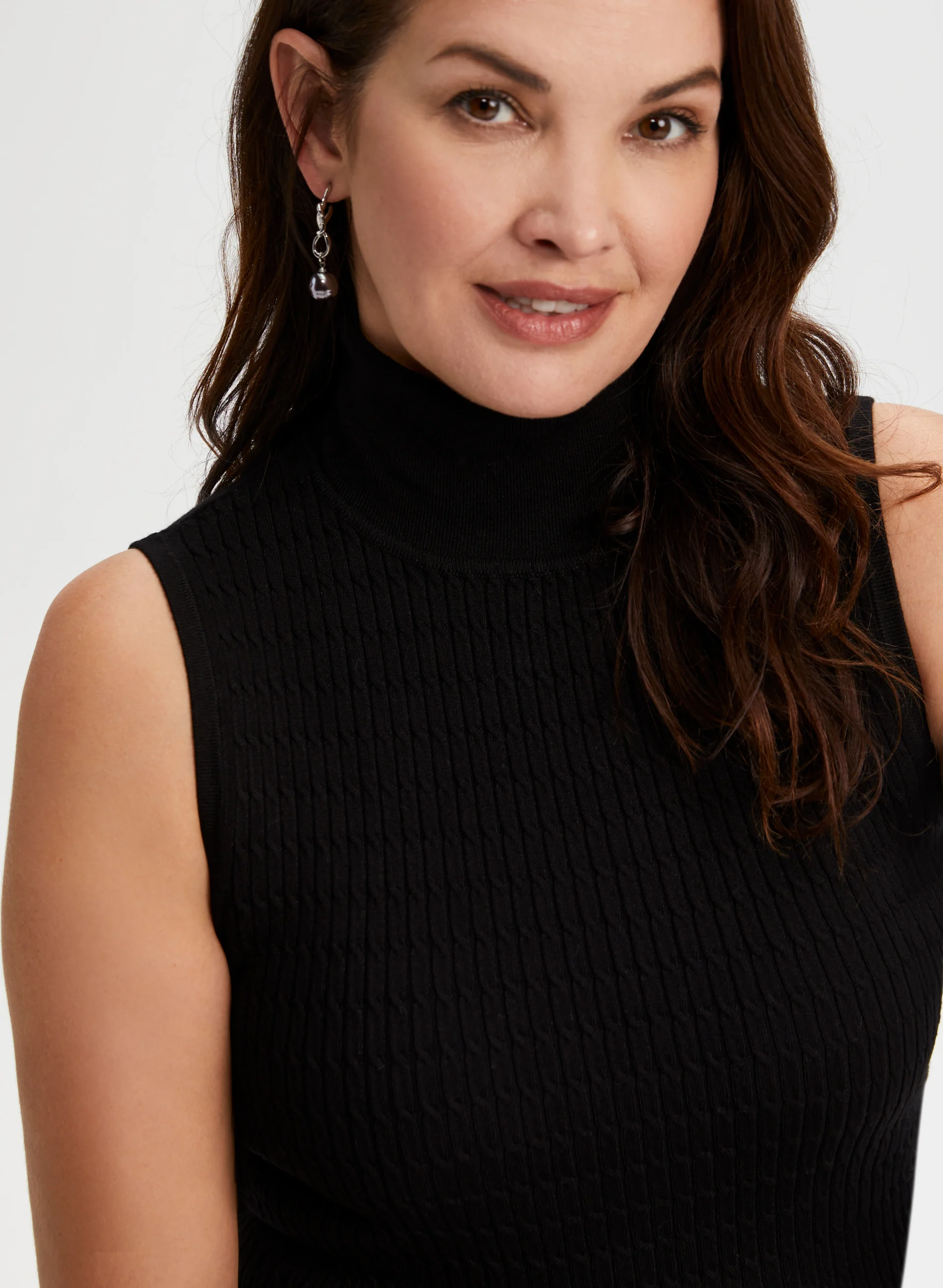 Sleeveless Turtleneck Sweater - Image 2