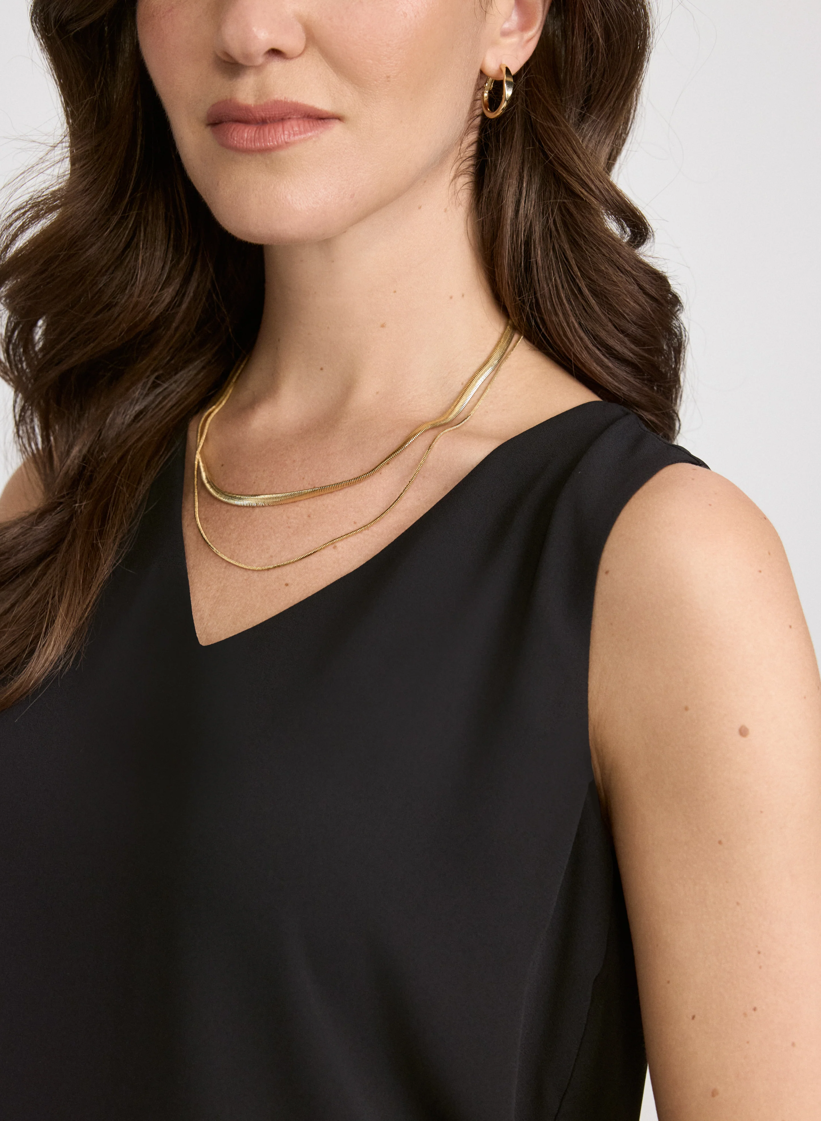 Sleeveless V-Neck Blouse - Image 5