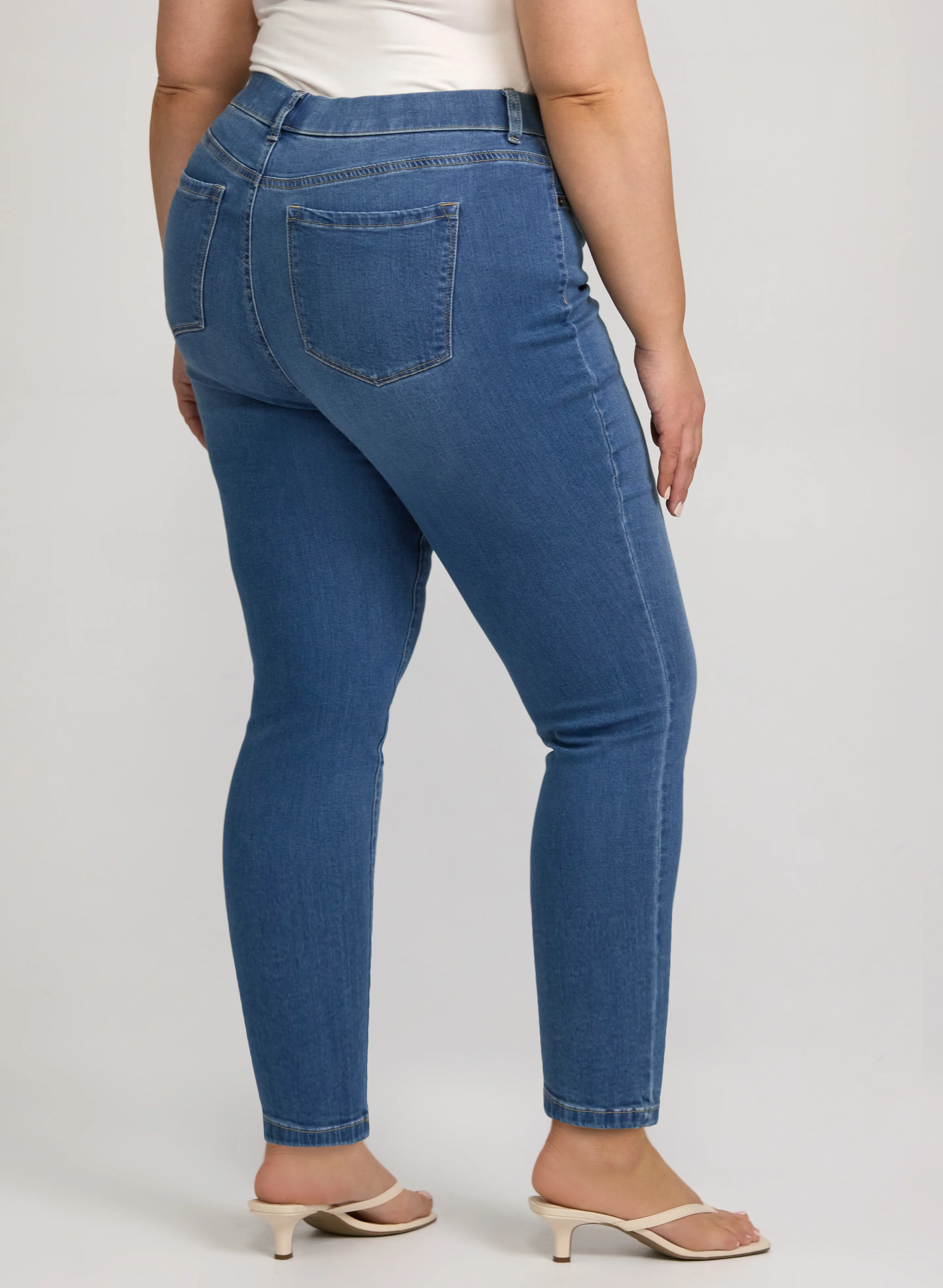 Slim-Leg Pull-On Jeans - Image 10