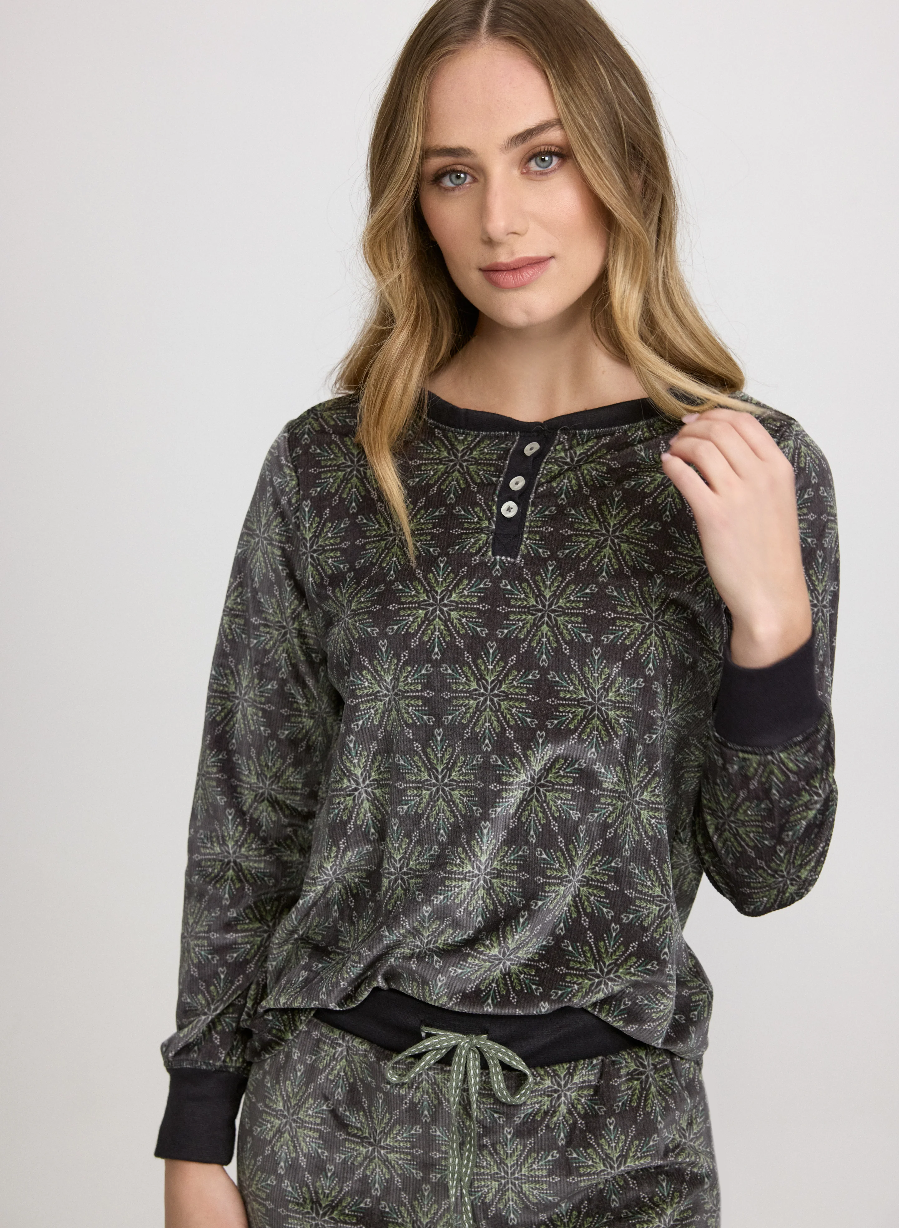 Snowflake Print Pyjama Set - Image 3