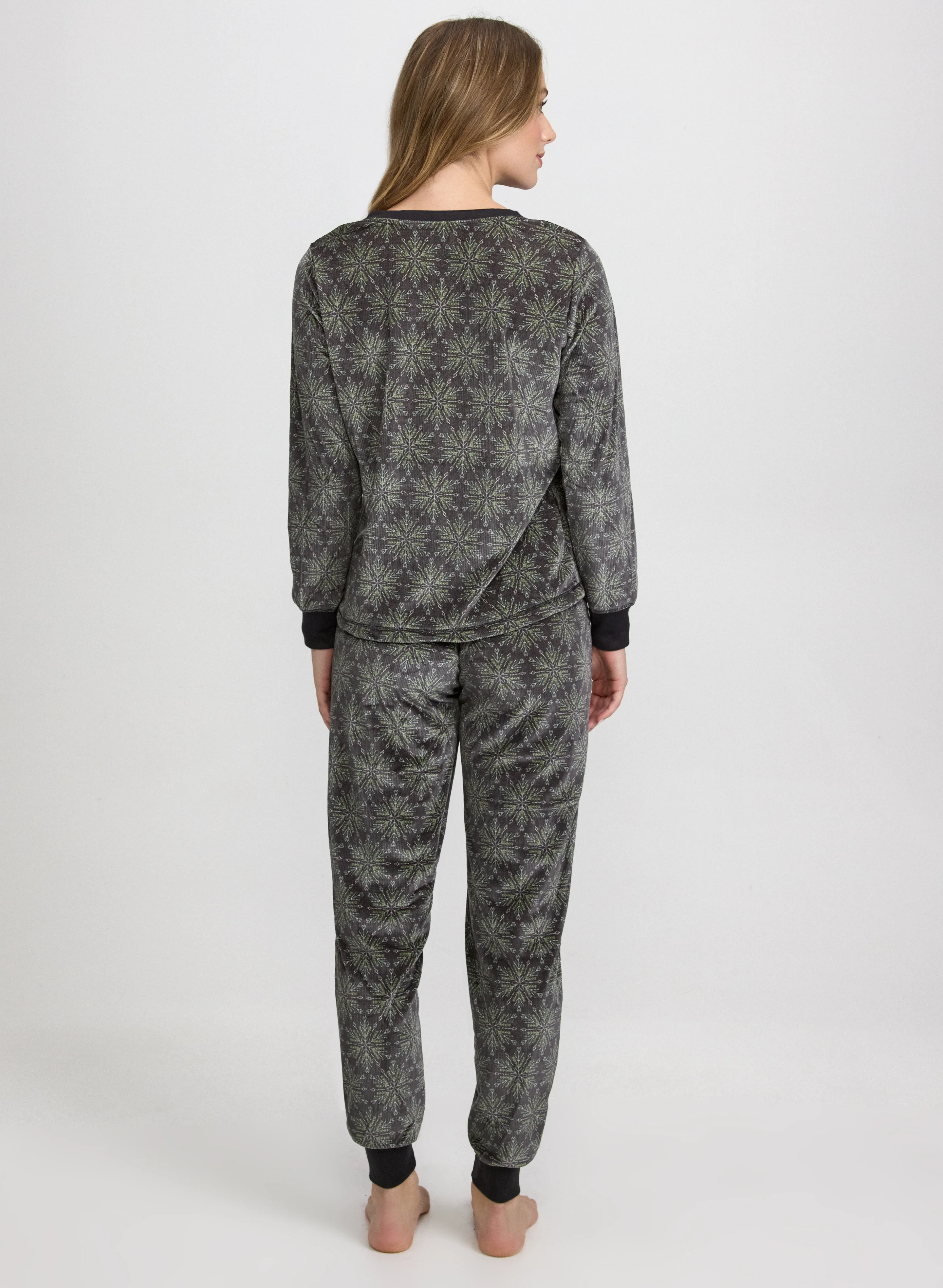 Snowflake Print Pyjama Set - Image 4